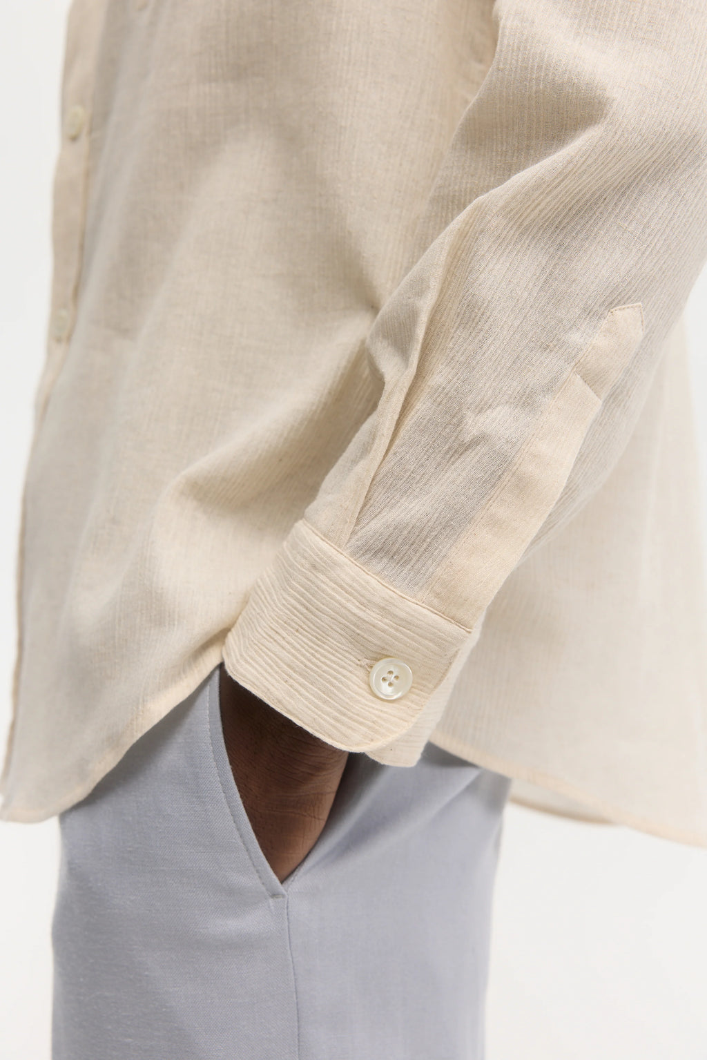École de Pensée - Ecru Cotton Linen Ramie Crepe Regular Fit Pocket Shirt - Tempo