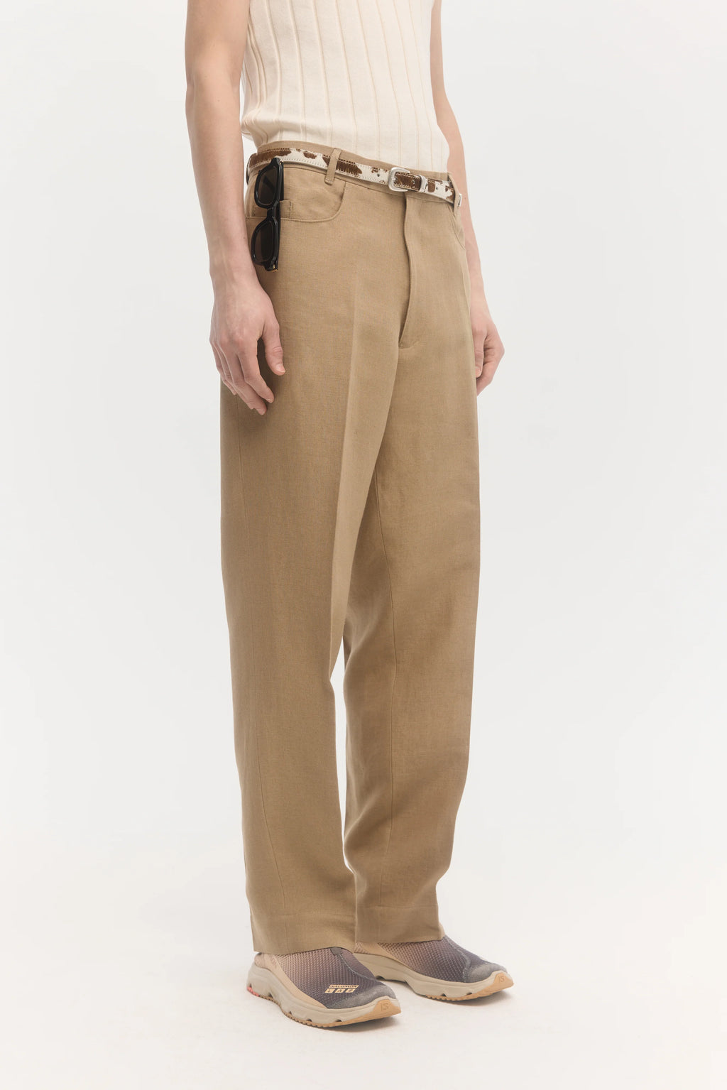 École de Pensée - Dark Sand Linen Straight Center Press Trousers - Tempo