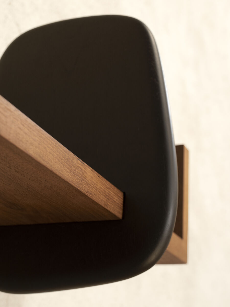 x+l 07 Bookshelf - Tempo