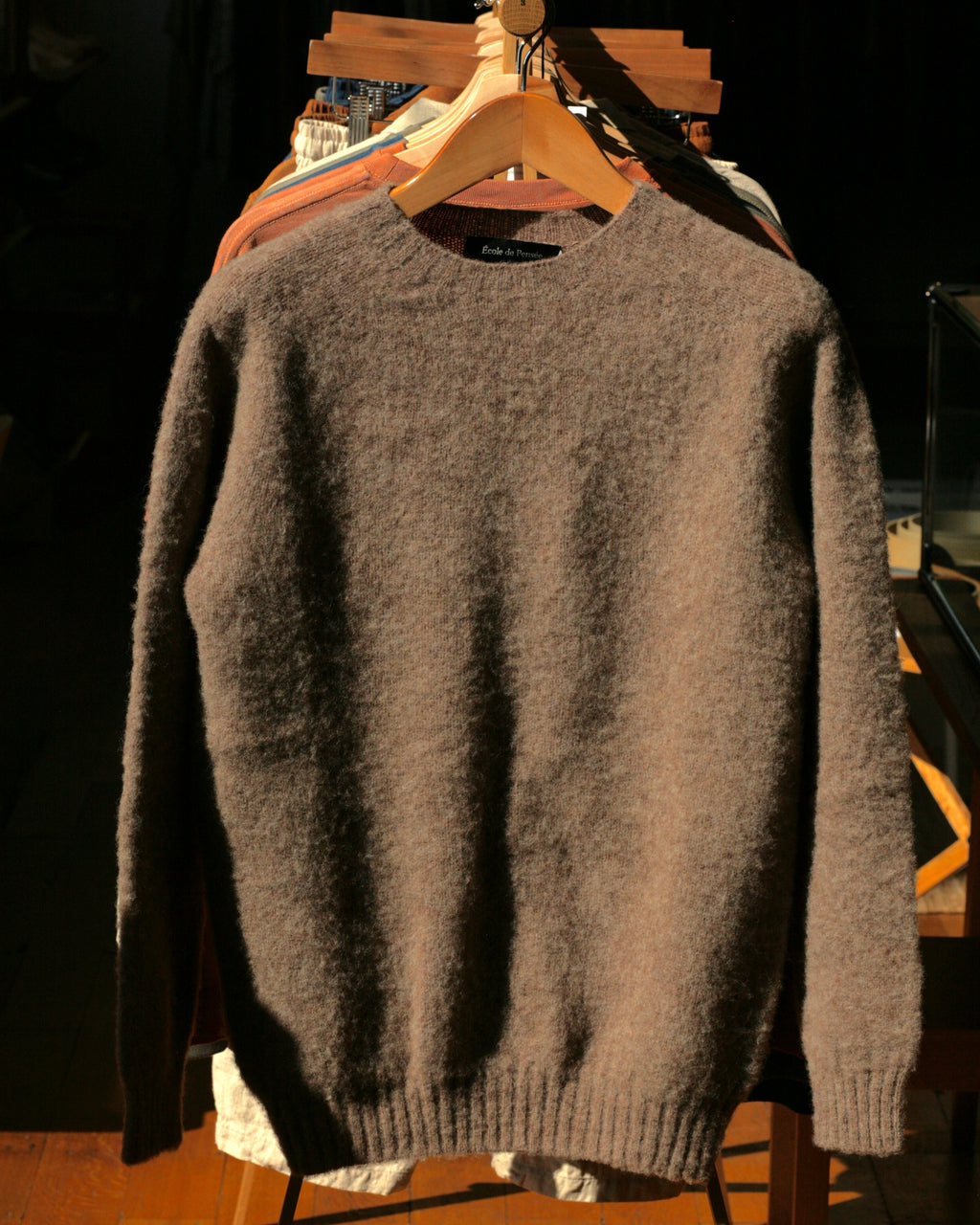 École de Pensée - Brushed Shetland Wool Crewneck in Taupe - Tempo