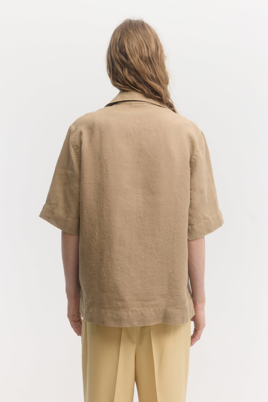 École de Pensée - Dark Sand Linen Relaxed Fit Short Sleeve Shirt - Tempo
