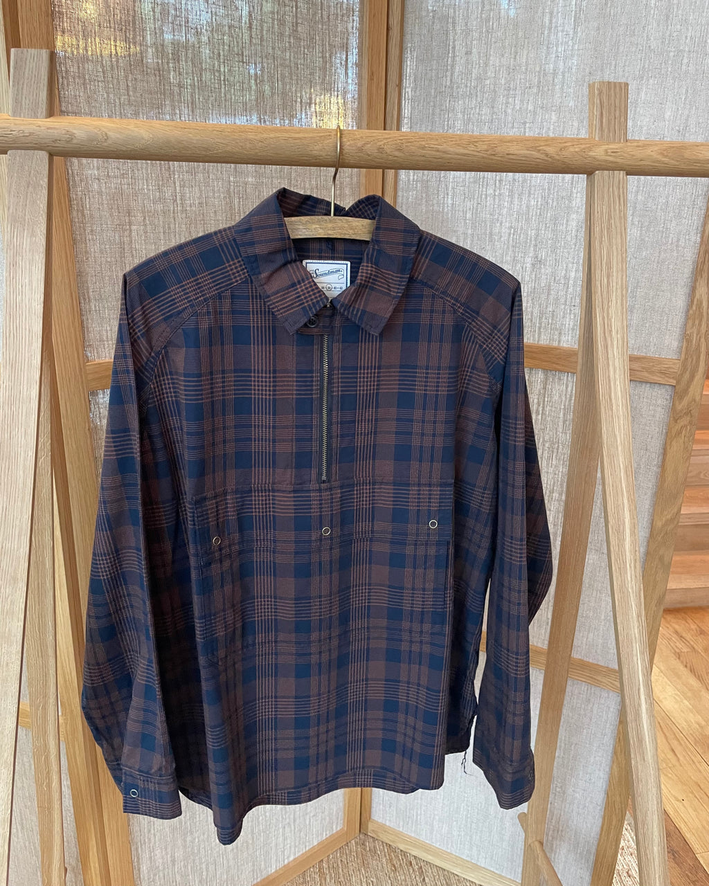 soundman - Jackson High Density Cotton Anorak Shirt in Navy x Brown - Tempo