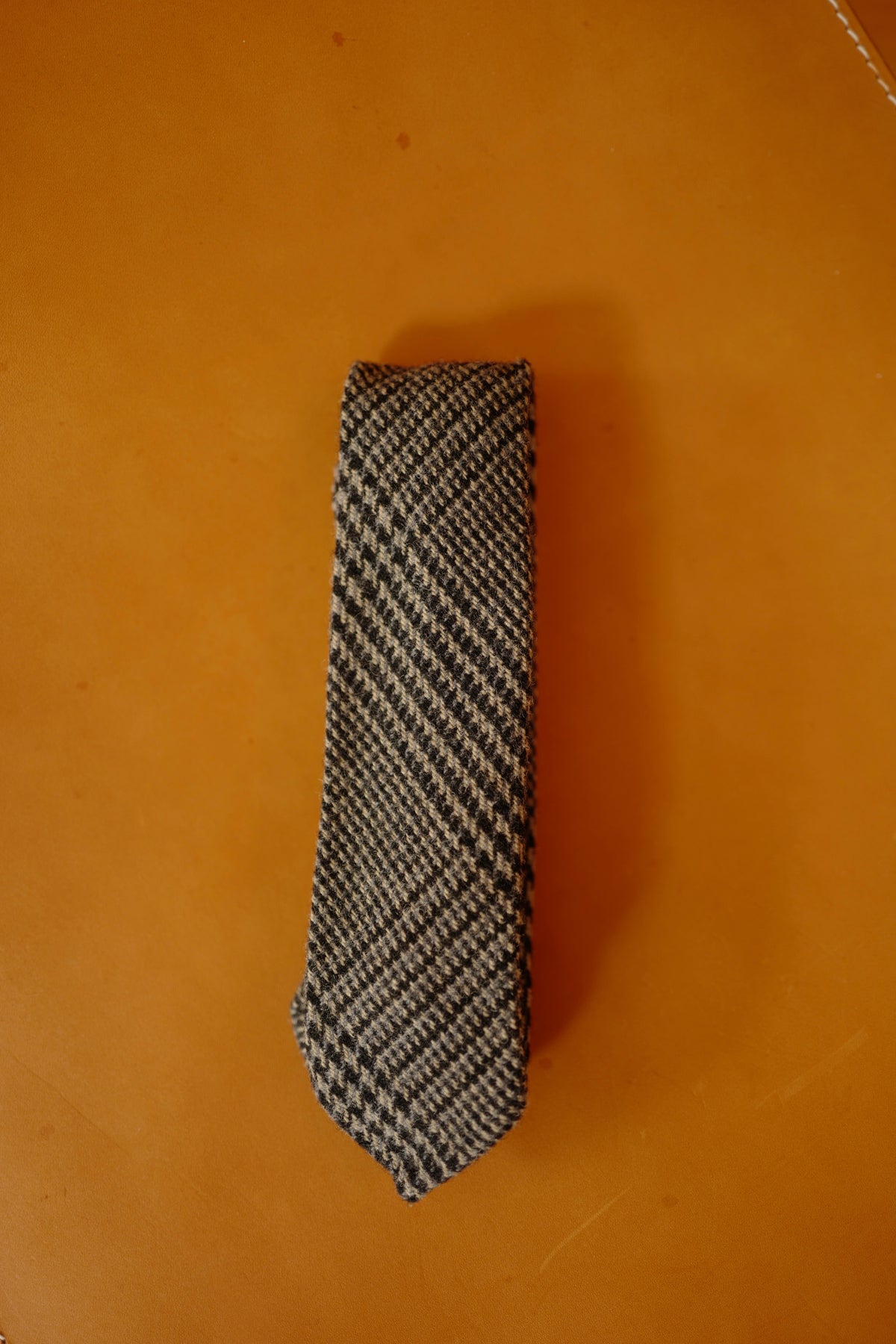 Wool Tweed Krawatte in Braun