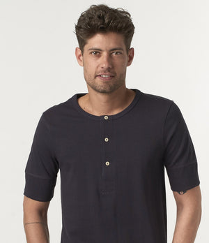 THE ORIGINALS | 207 Loopwheeled Henley 7.2oz Classic Fit in Charcoal