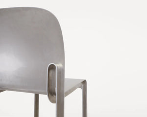 RIVET CHAIR | ALUMINUM