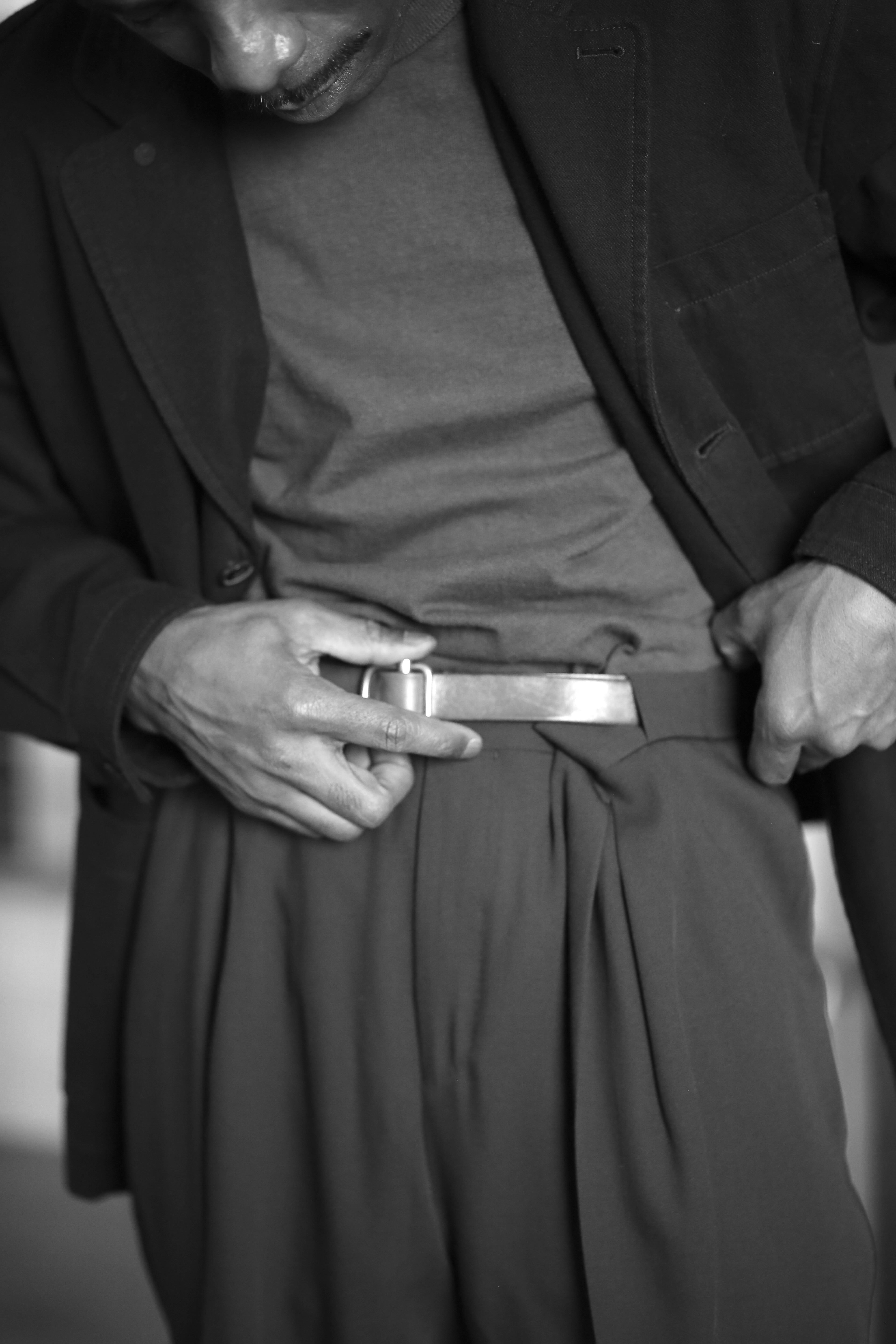 École de Pensée - Wool Parachute Tapered Trousers in Chocolate - Tempo