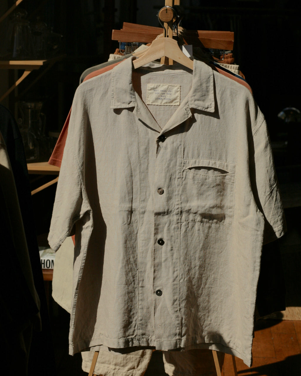 LICHEN GOODS - Un-Dyed Raw Hemp Short-Sleeve Shirt - Tempo