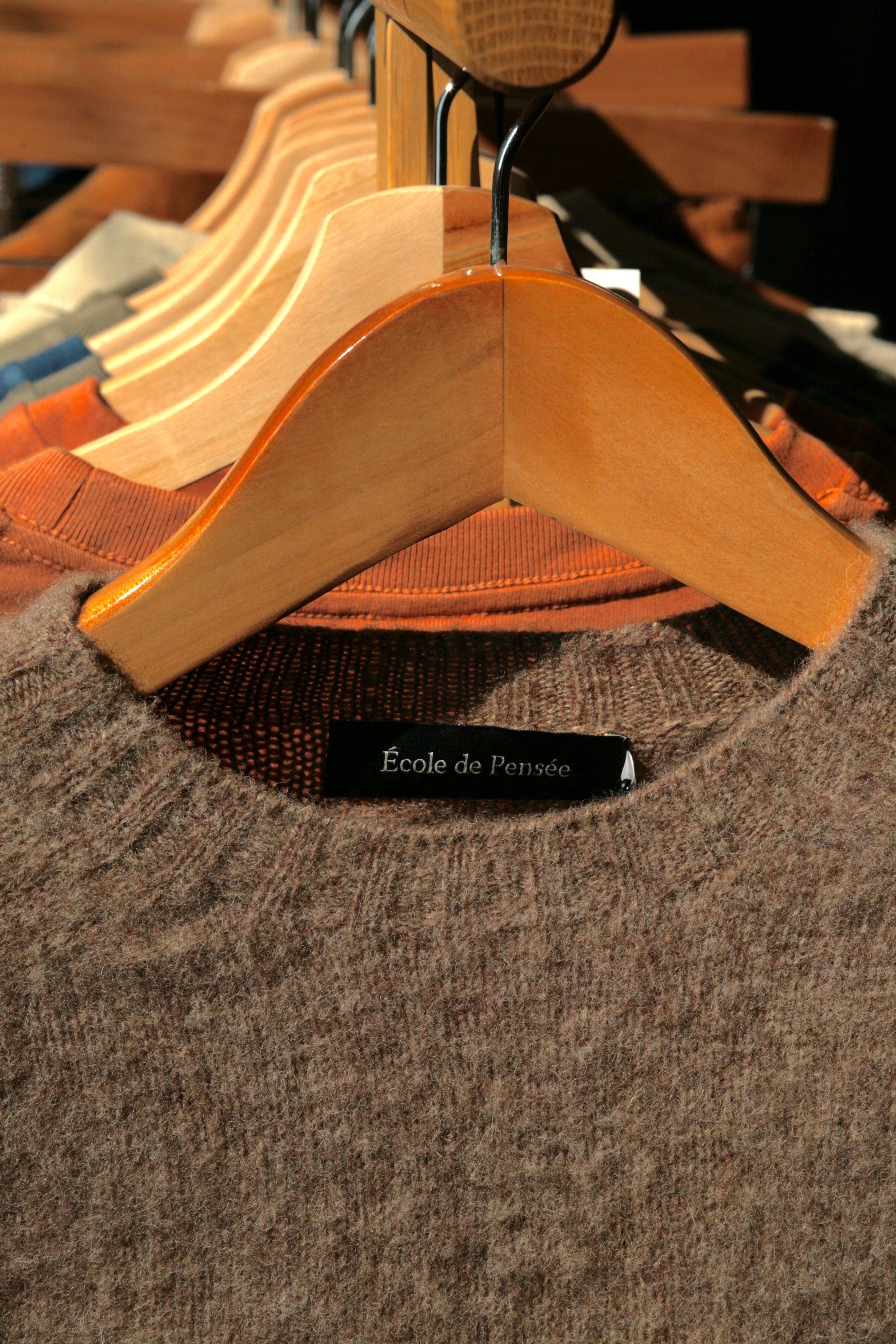 École de Pensée - Brushed Shetland Wool Crewneck in Taupe - Tempo