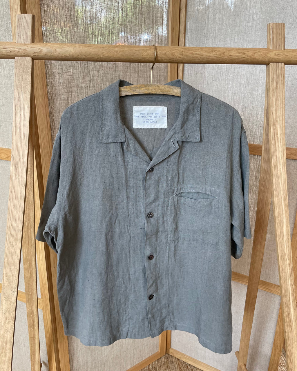 LICHEN GOODS FOR TEMPO - Hemp Short-sleeve Shirt | Oak Gall  & Iron Hand-dyed - Tempo
