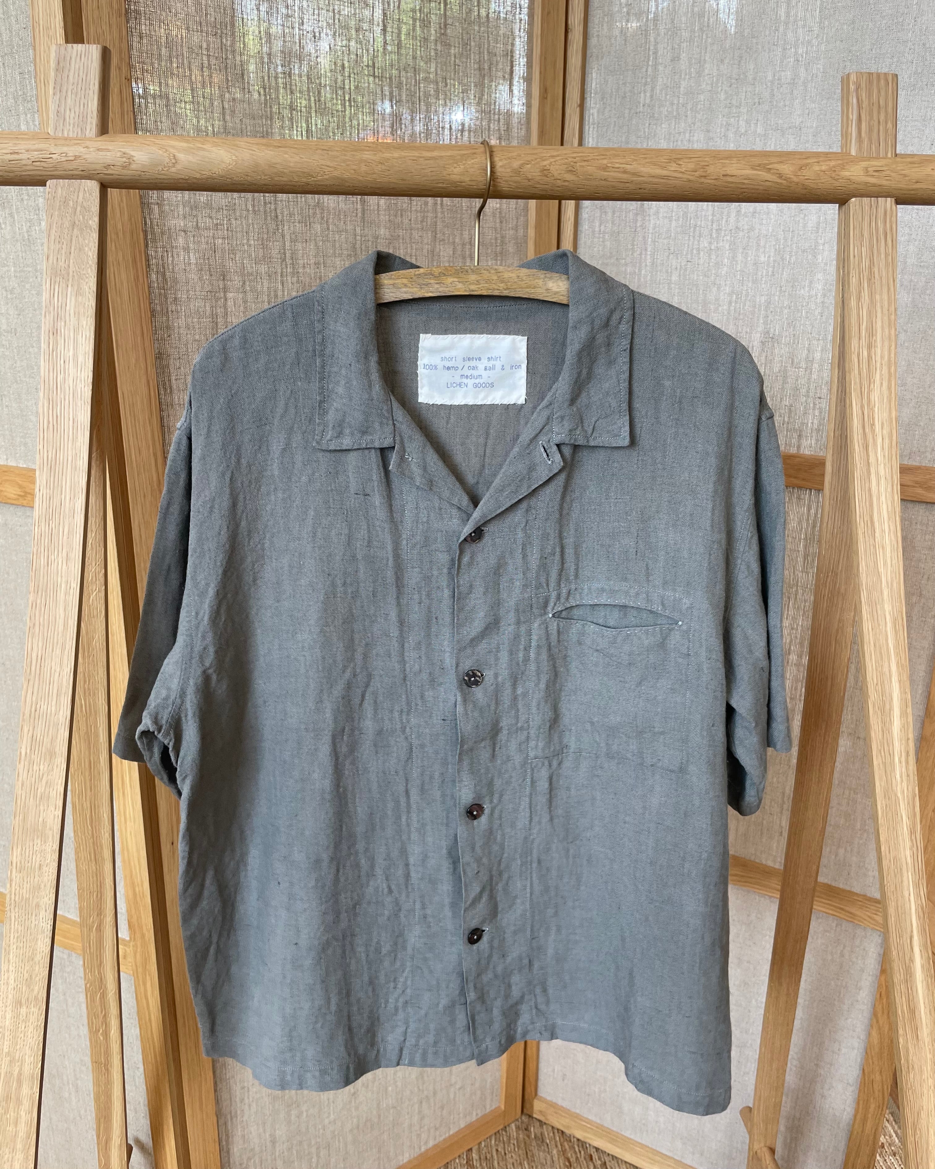 LICHEN GOODS FOR TEMPO - Hemp Short-sleeve Shirt | Oak Gall  & Iron Hand-dyed - Tempo