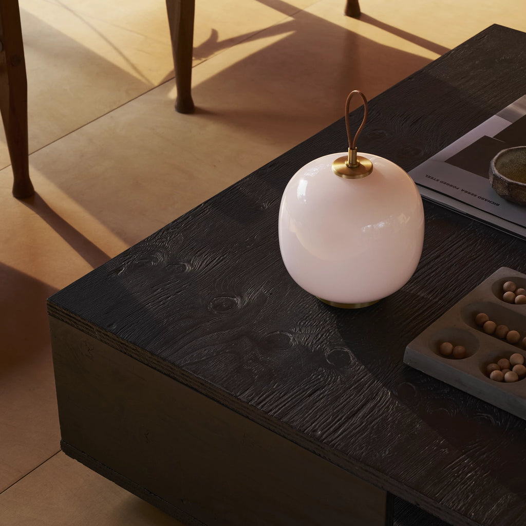 LOUIS POULSEN - NEW - VL 45 RADIOHUS PORTABLE LAMP - BRASS / PALE ROSE GLASS - Tempo