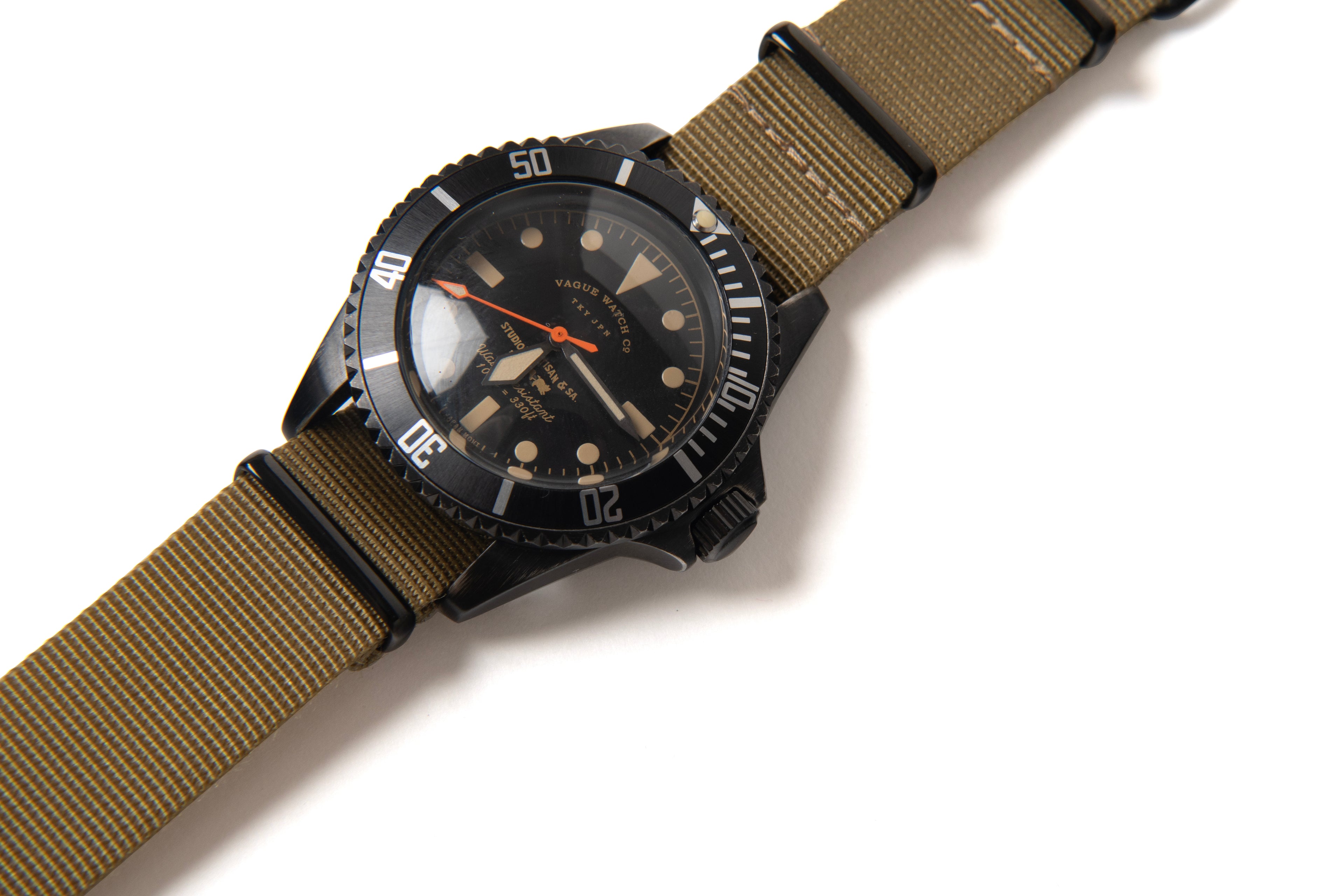 VAGUE WATCH CO. X STUDIO D'ARTISAN - PRE-ORDER - VAGUE WATCH CO. X STUDIO D'ARTISAN COLLABORATION DIVER WATCH - Tempo