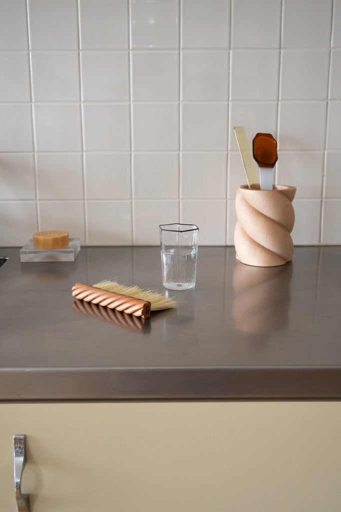 Pre-order Table brush