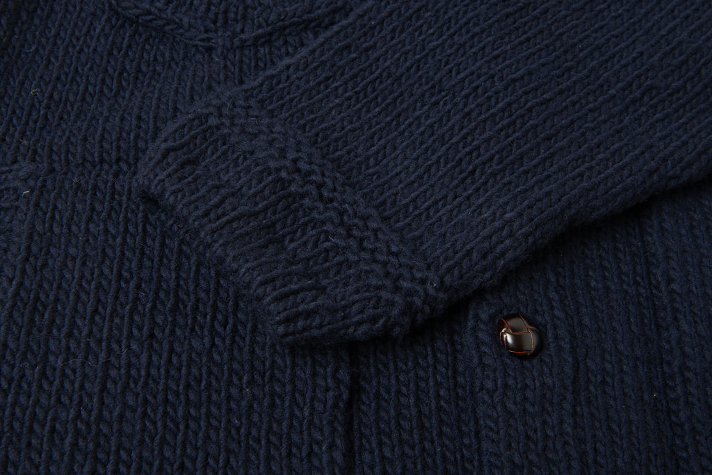 STUDIO D'ARTISAN - PRE-ORDER - PERUVIAN HAND-KNIT IN NAVY - Tempo