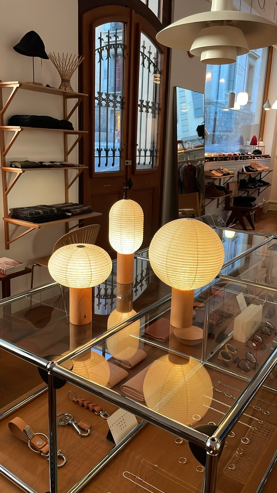 TORCHIN FOR TEMPO - Vertical Washi-Paper Battery Torch Lamp with Ash Wood Base - Tempo