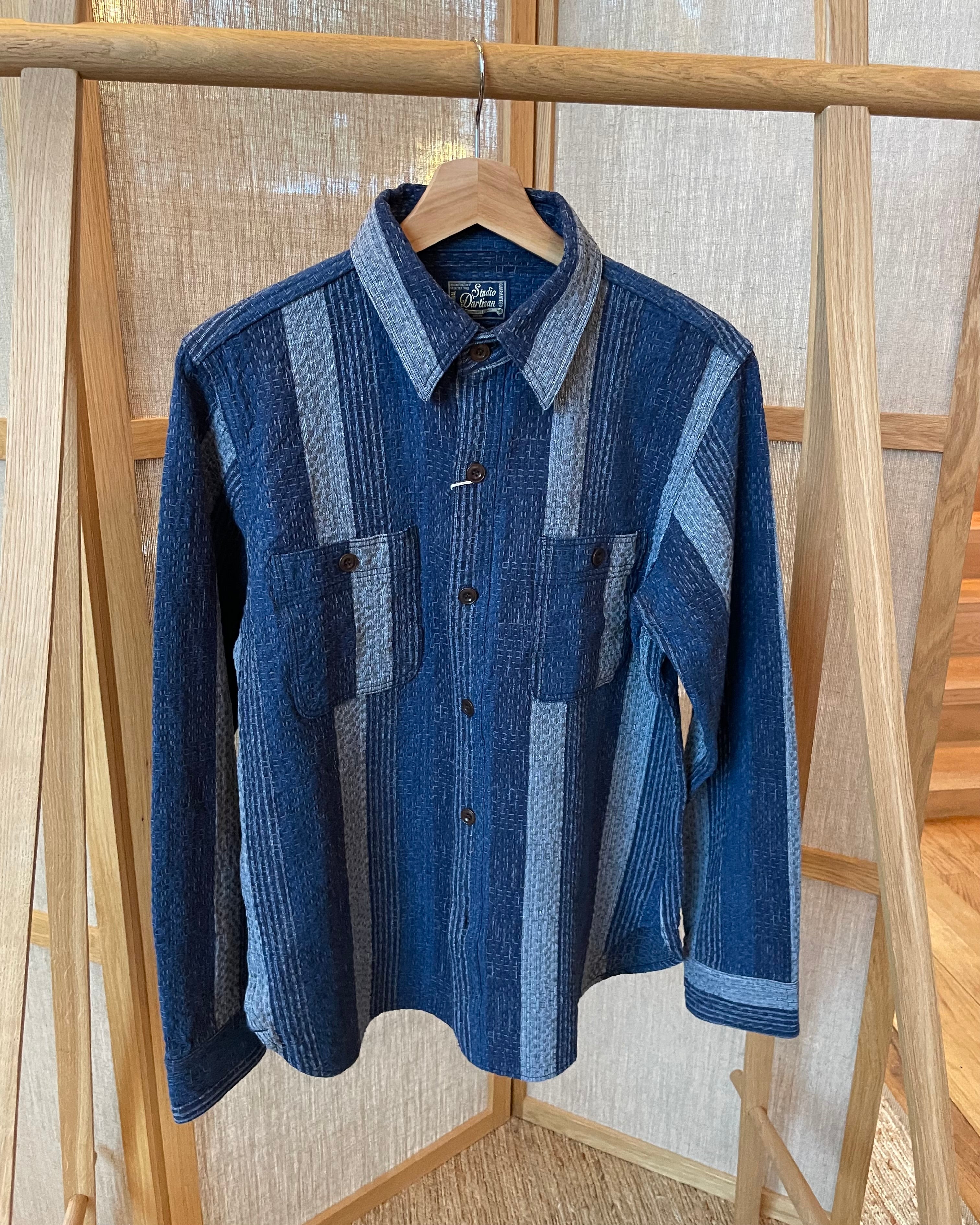 STUDIO D'ARTISAN - Noragi Kasuri Sashiko Shirt in Navy - Tempo