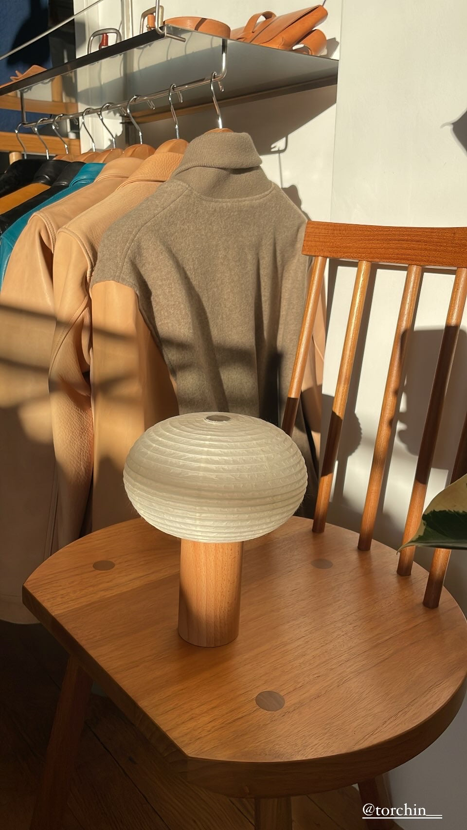 TORCHIN FOR TEMPO - Vertical Washi-Paper Battery Torch Lamp with Ash Wood Base - Tempo