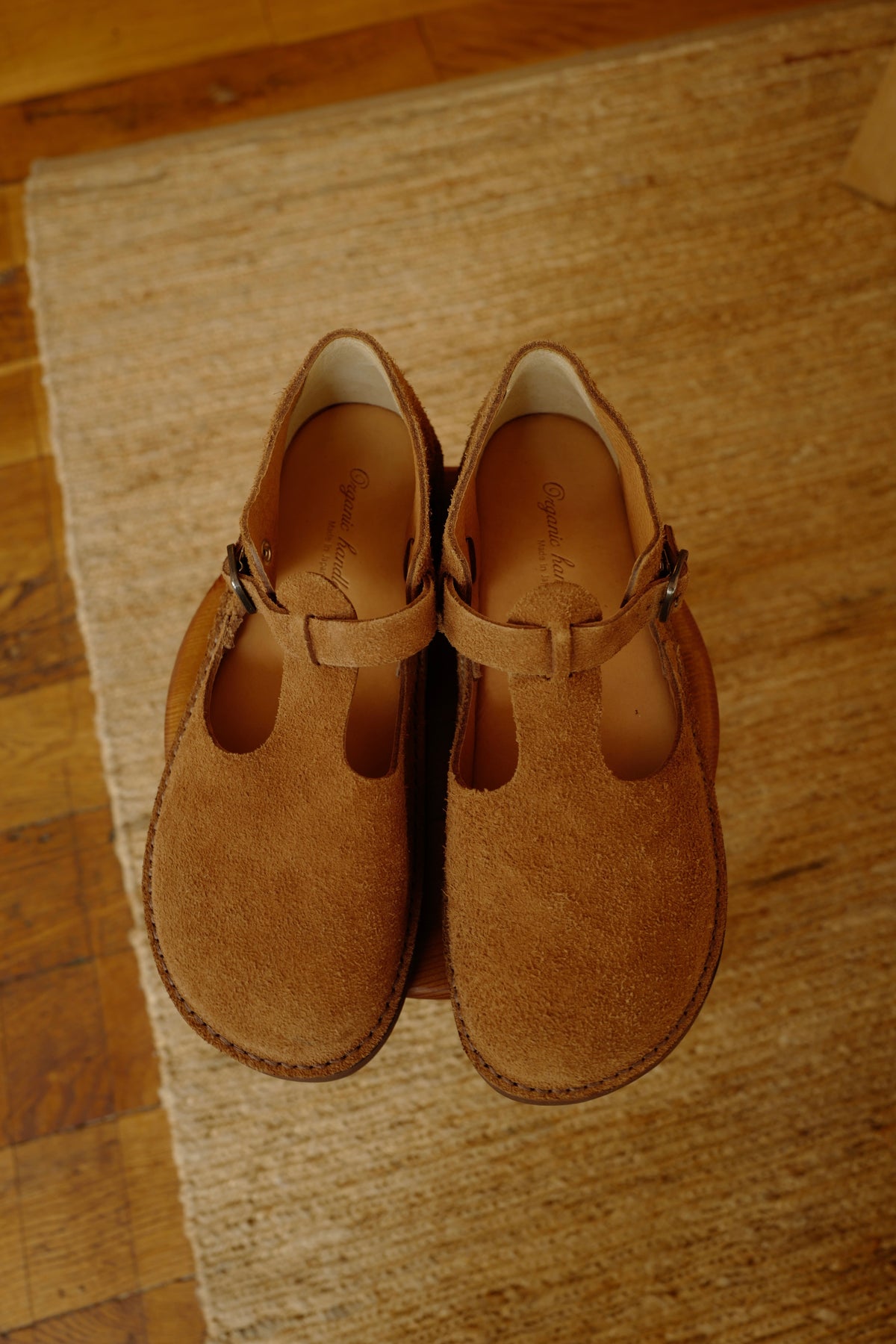 Guna en cuir velours vachette taupe