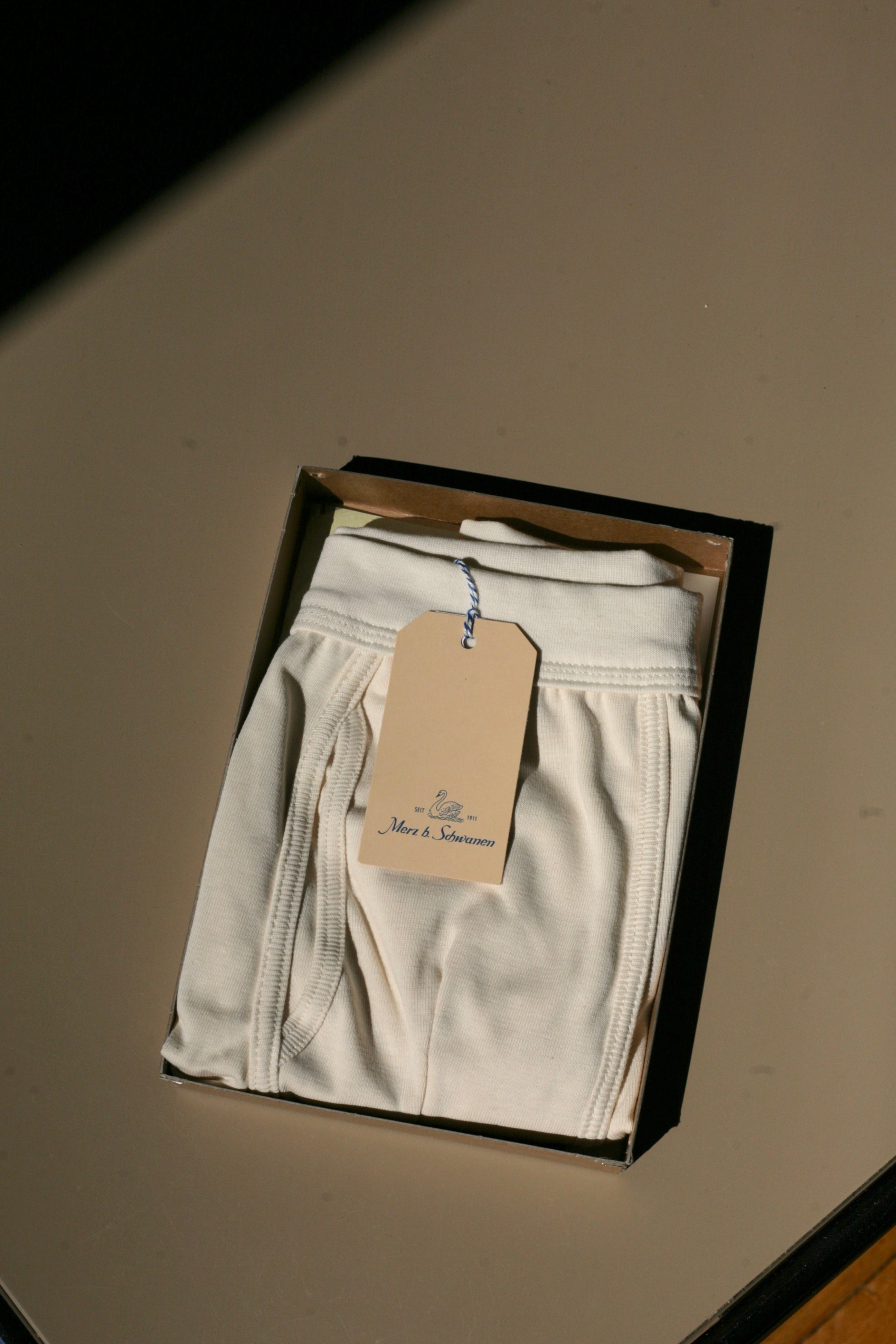 MERZ B. SCHWANEN - THE ORIGINALS | 254 Loopwheeled boxer brief 7.2oz in Nature - Tempo