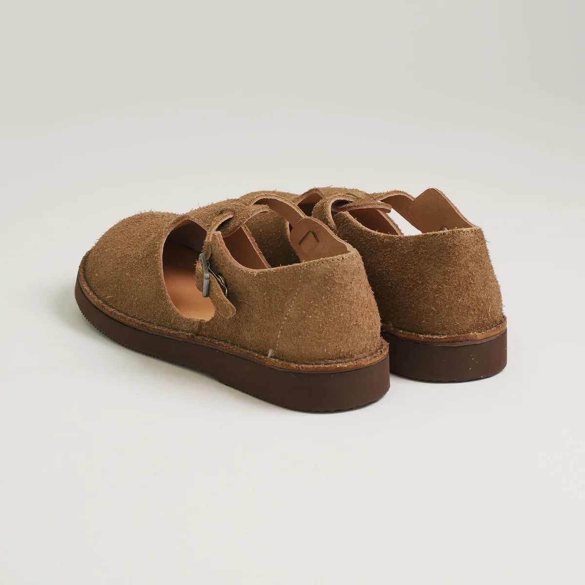 ORGANIC HANDLOOM - Guna in New taupe Velour Cowhide - Tempo