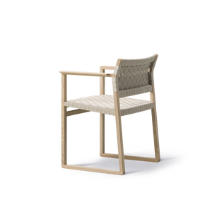 BM62 Armchair Linen Webbing - Tempo