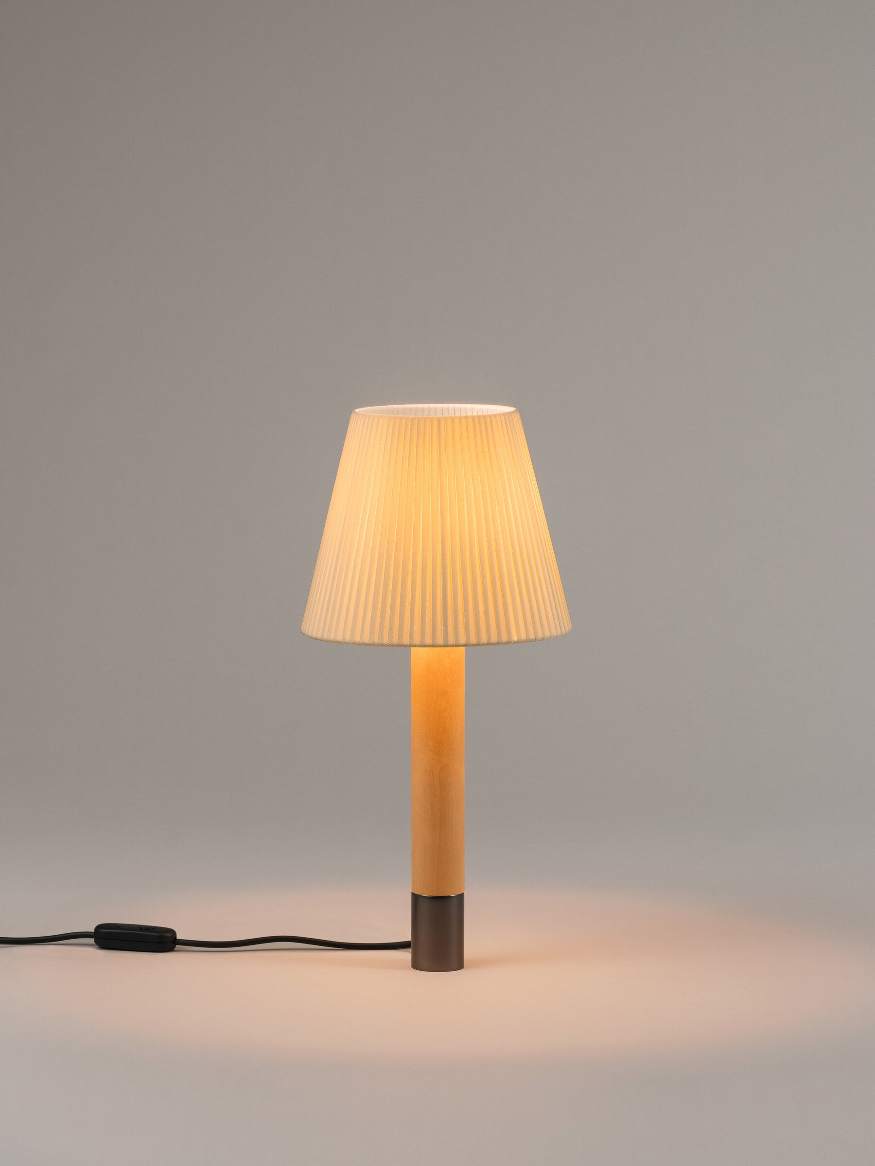 SANTA & COLE - Basica M1 Birch Wood Table Lamps - Tempo