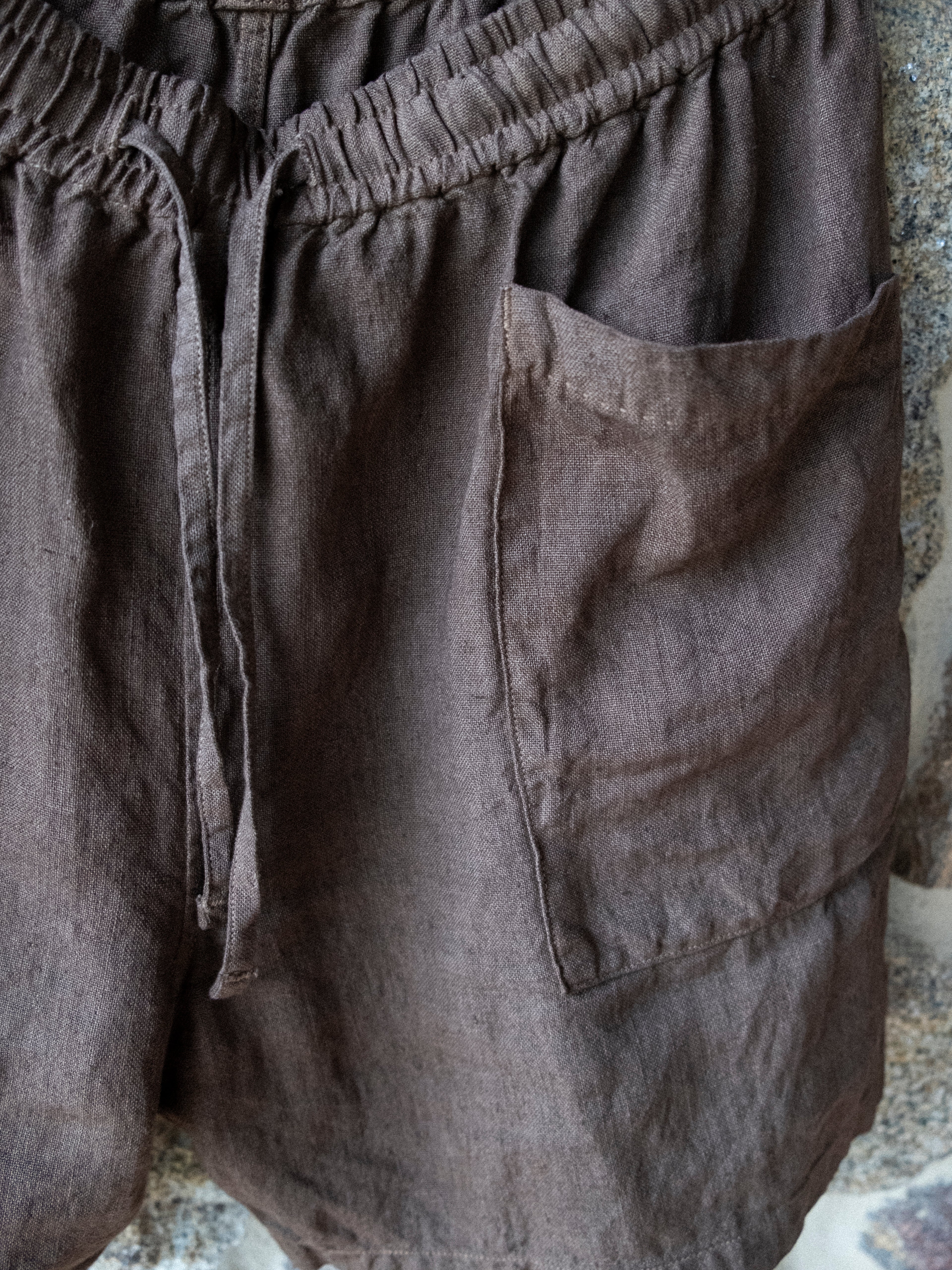 LICHEN GOODS X TEMPO - Chocolate Brown Cutch & Iron Hand-Dyed Hemp Easy Shorts - Tempo