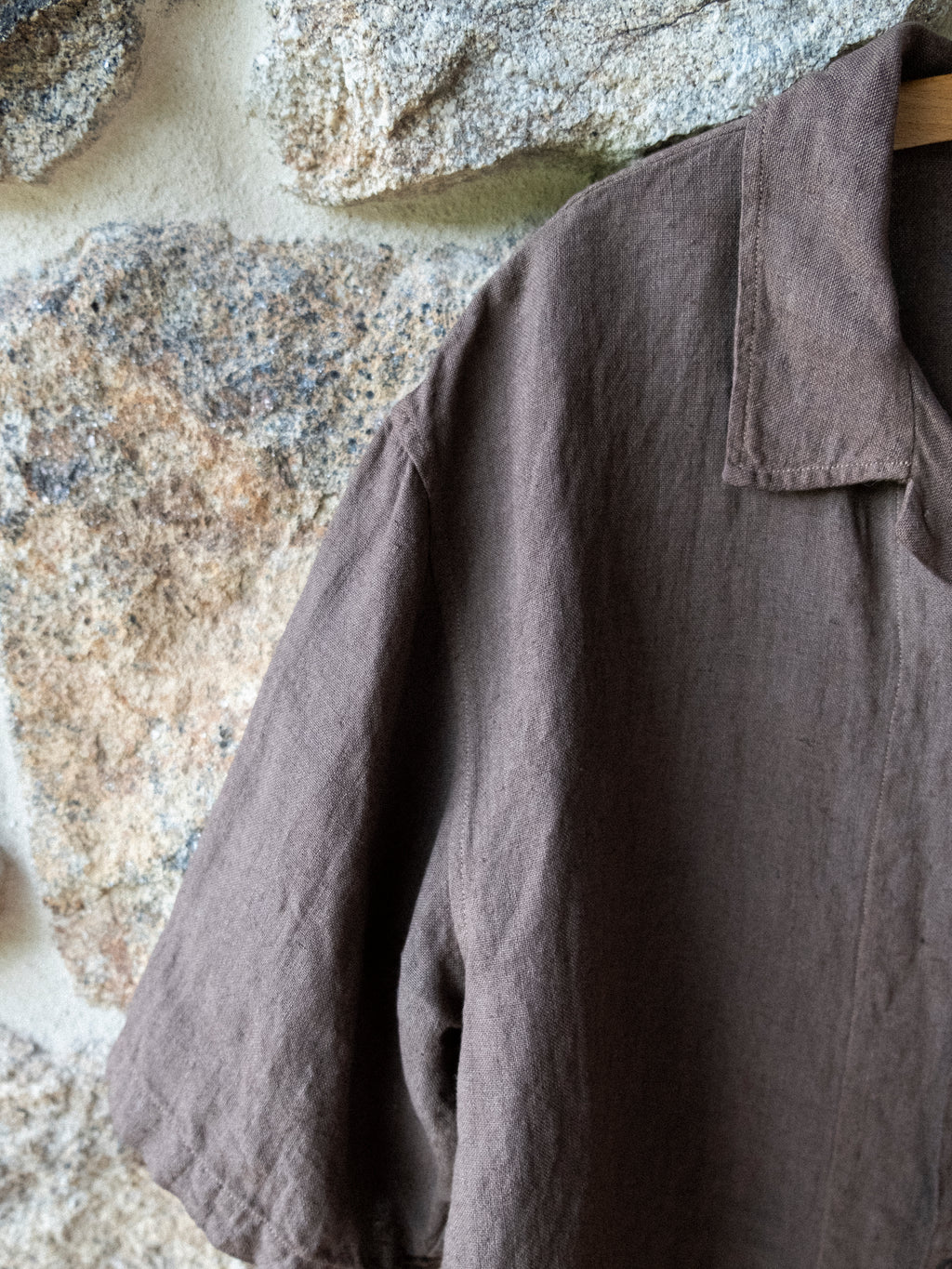 LICHEN GOODS FOR TEMPO - Chocolate Brown Cutch & Iron Hand-Dyed Hemp Short-Sleeve Shirt - Tempo