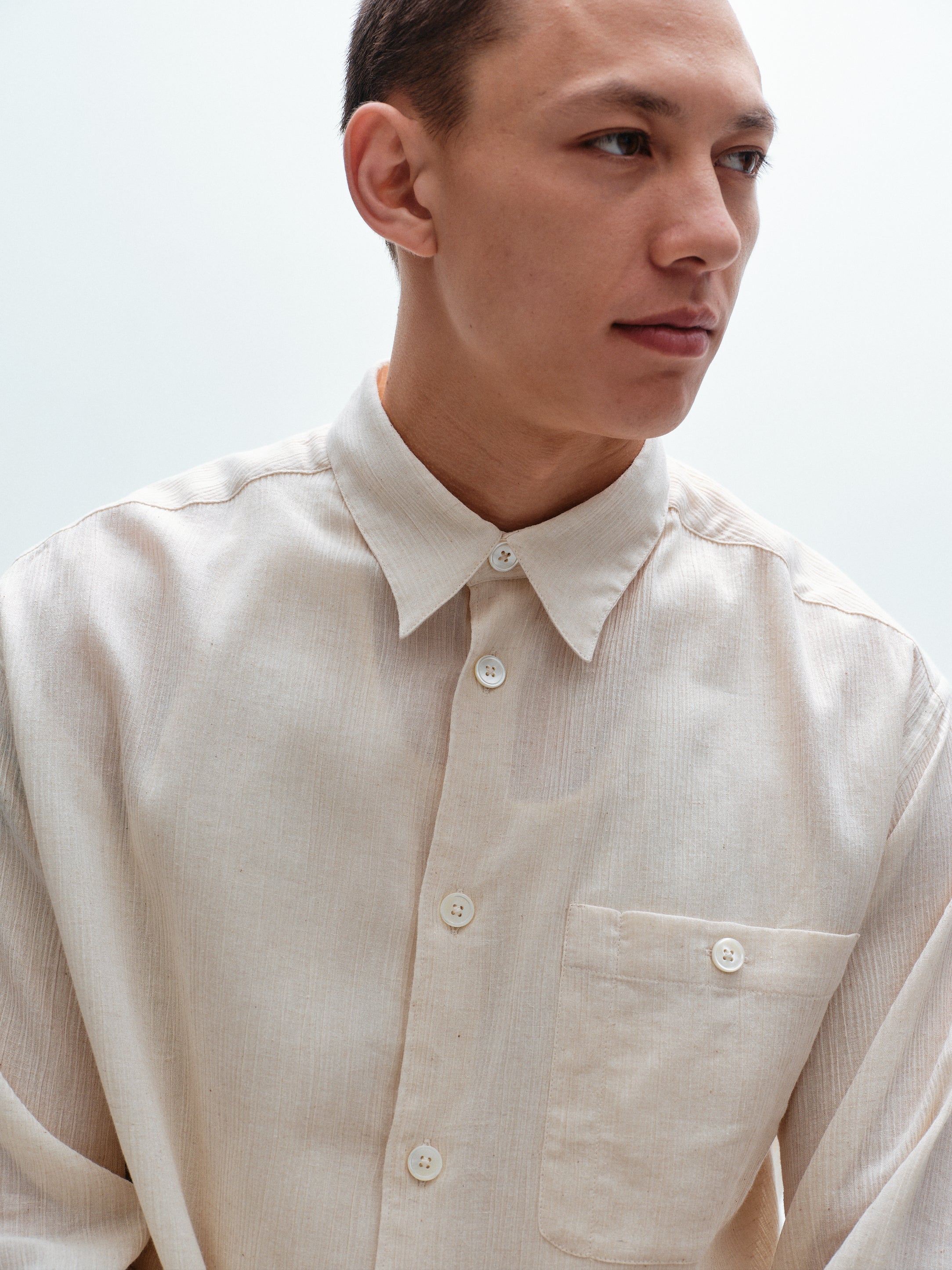 Crinkled crepe relaxed fit shirt | Natural - Tempo