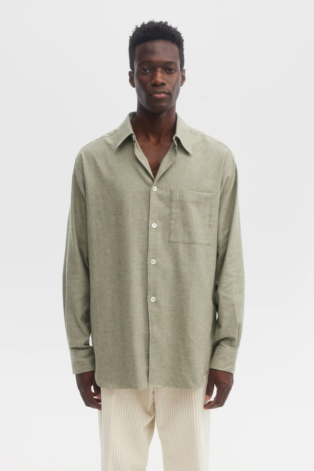 École de Pensée - Sage Green Brushed Cotton Flannel Relaxed Shirt - Tempo