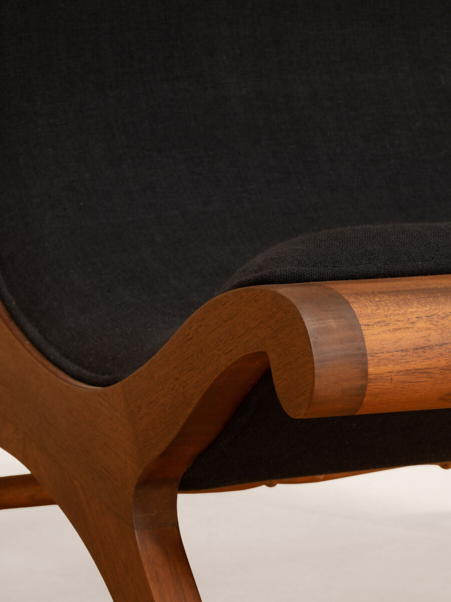 PHANTOM HANDS - Bentota Lounge Chair, Upholstered Version - Tempo