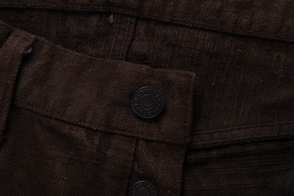 STUDIO D'ARTISAN - Pre-Order: Amami Mud Dyed 15oz. GL3 Selvedge Denim Jeans - Regular Straight - Dark Brown - Tempo
