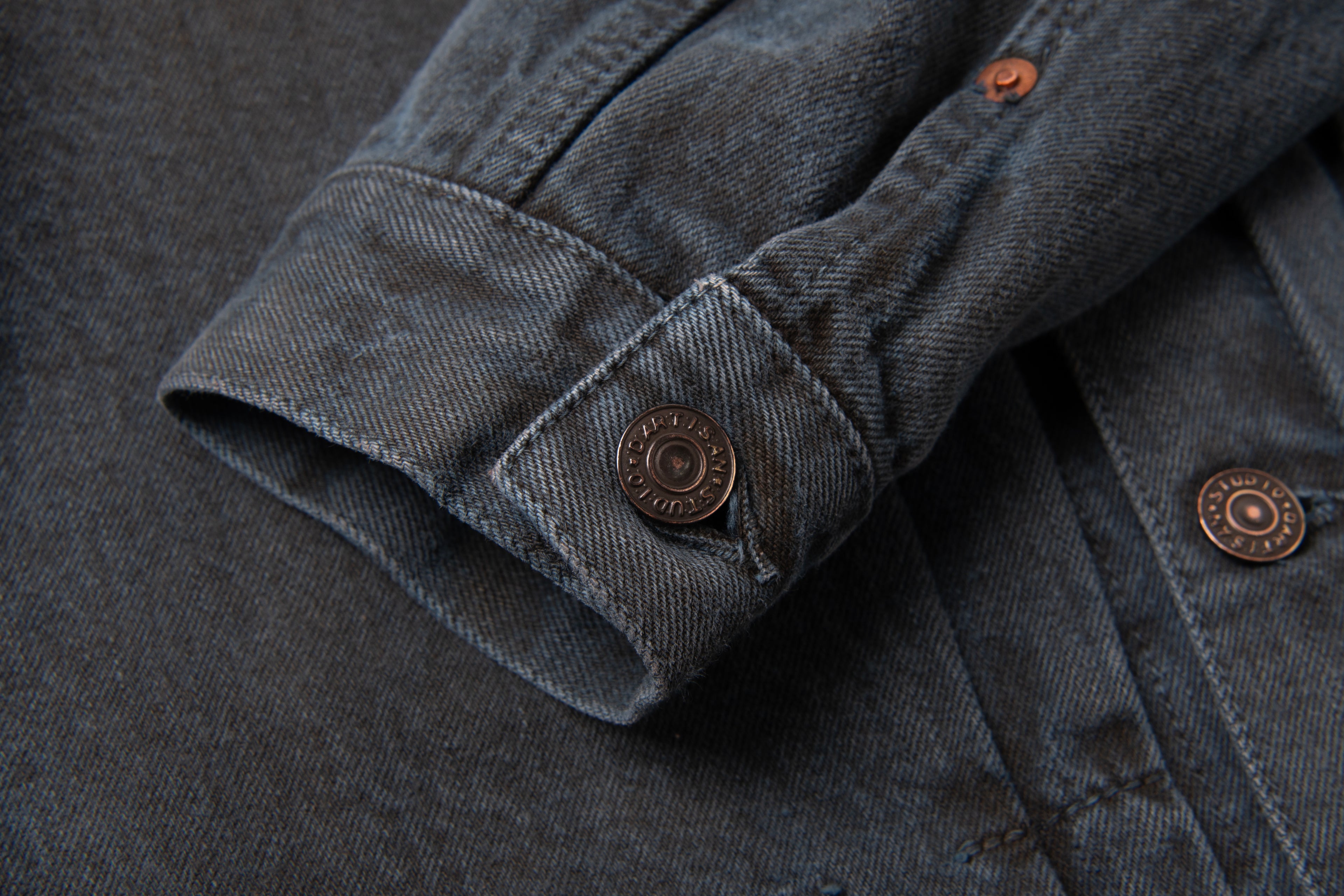 STUDIO D'ARTISAN - PRE-ORDER: KASANE NO IROME 14OZ SELVEDGE DENIM JACKET - AI-SHIBU INDIGO + PERSIMMON DYED KAKISHIBU - Tempo