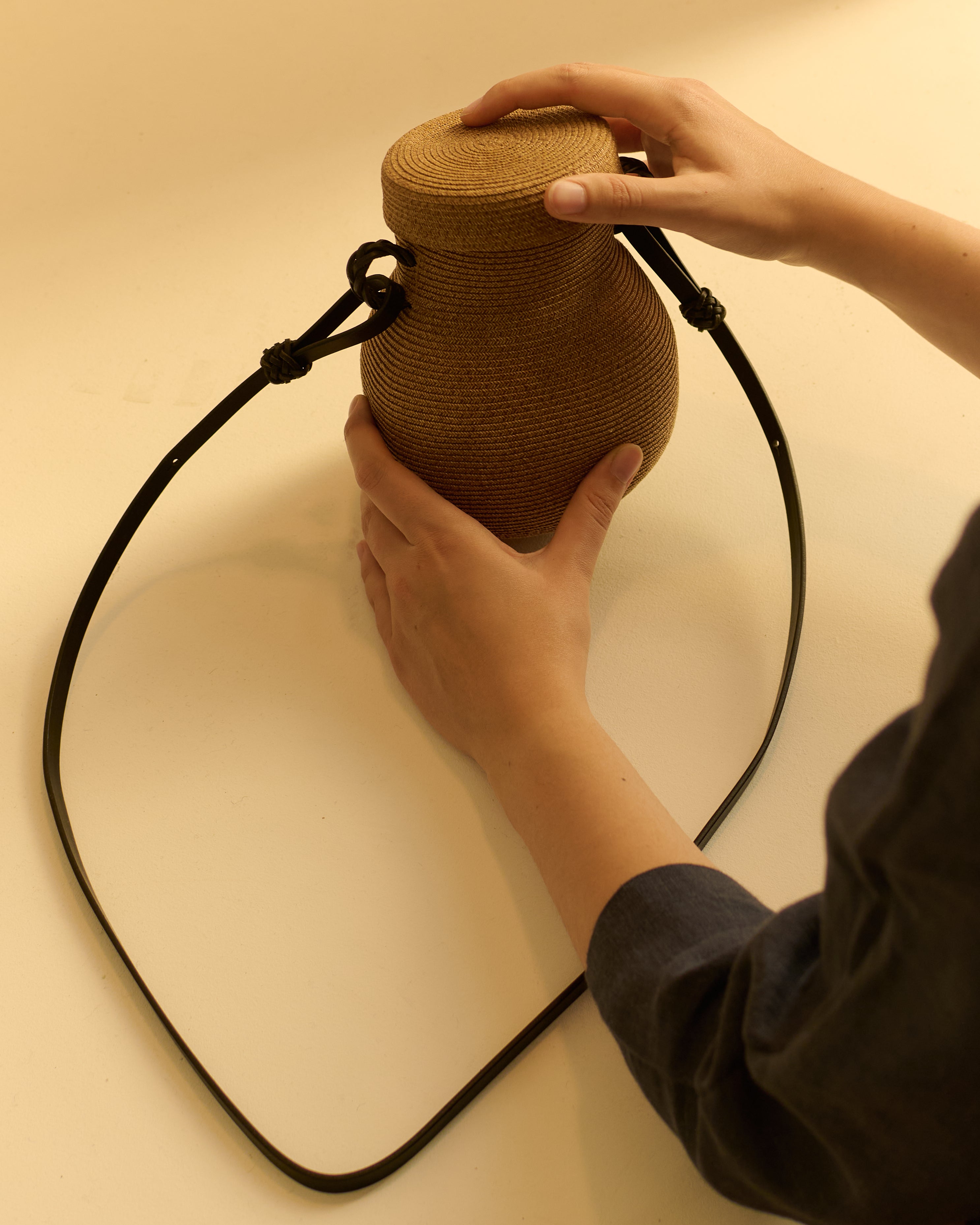 KAMARO'AN - Atomo Straw Braid Bag with Leather Strap and Linen Strap - Tempo