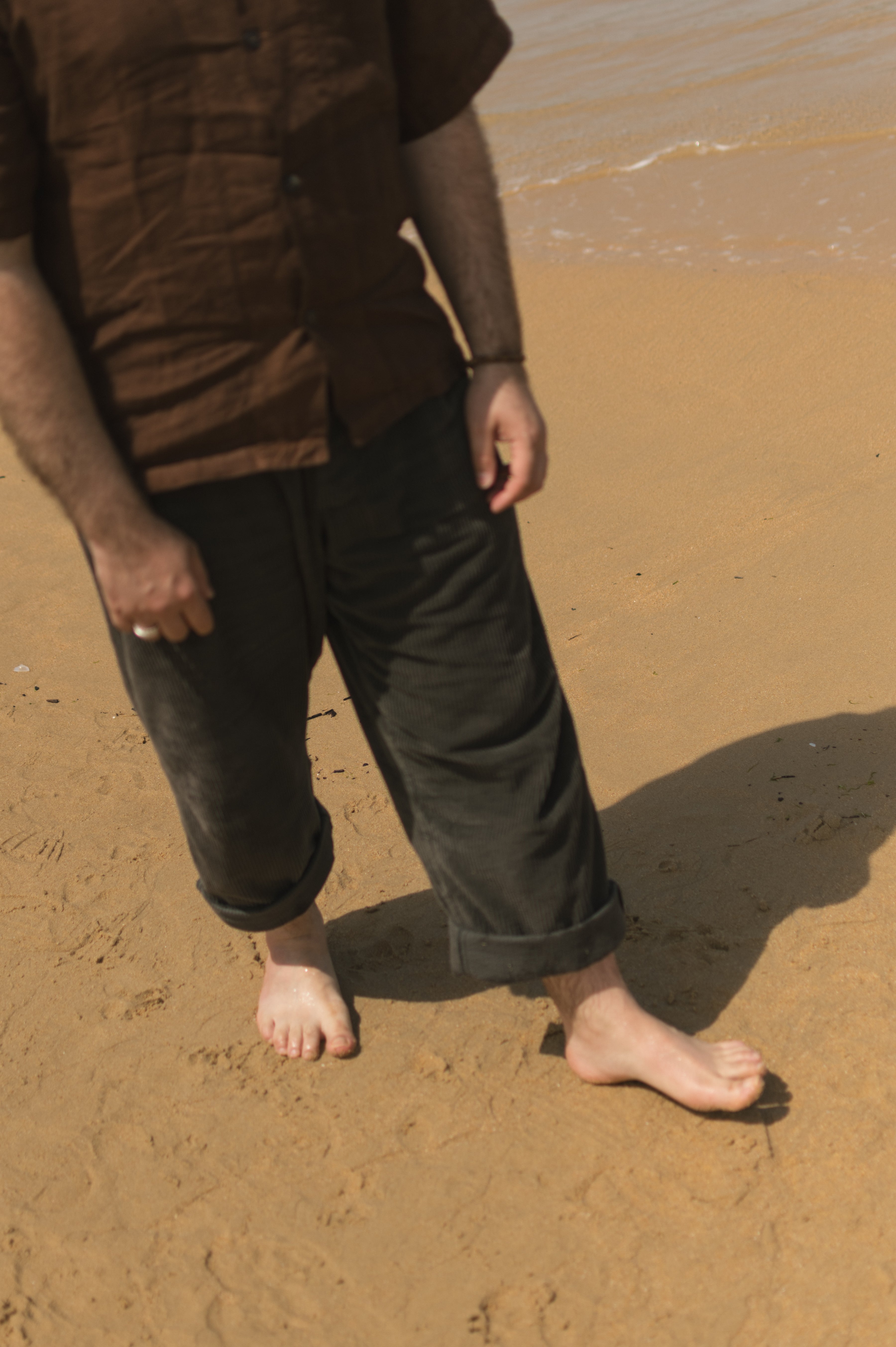 SUNE Weit Geschnittene Hose Aus Baumwollcord Mit Falten | Oliv Taupe