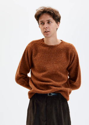 Brushed Shetland Wool Crewneck in Rust - Tempo