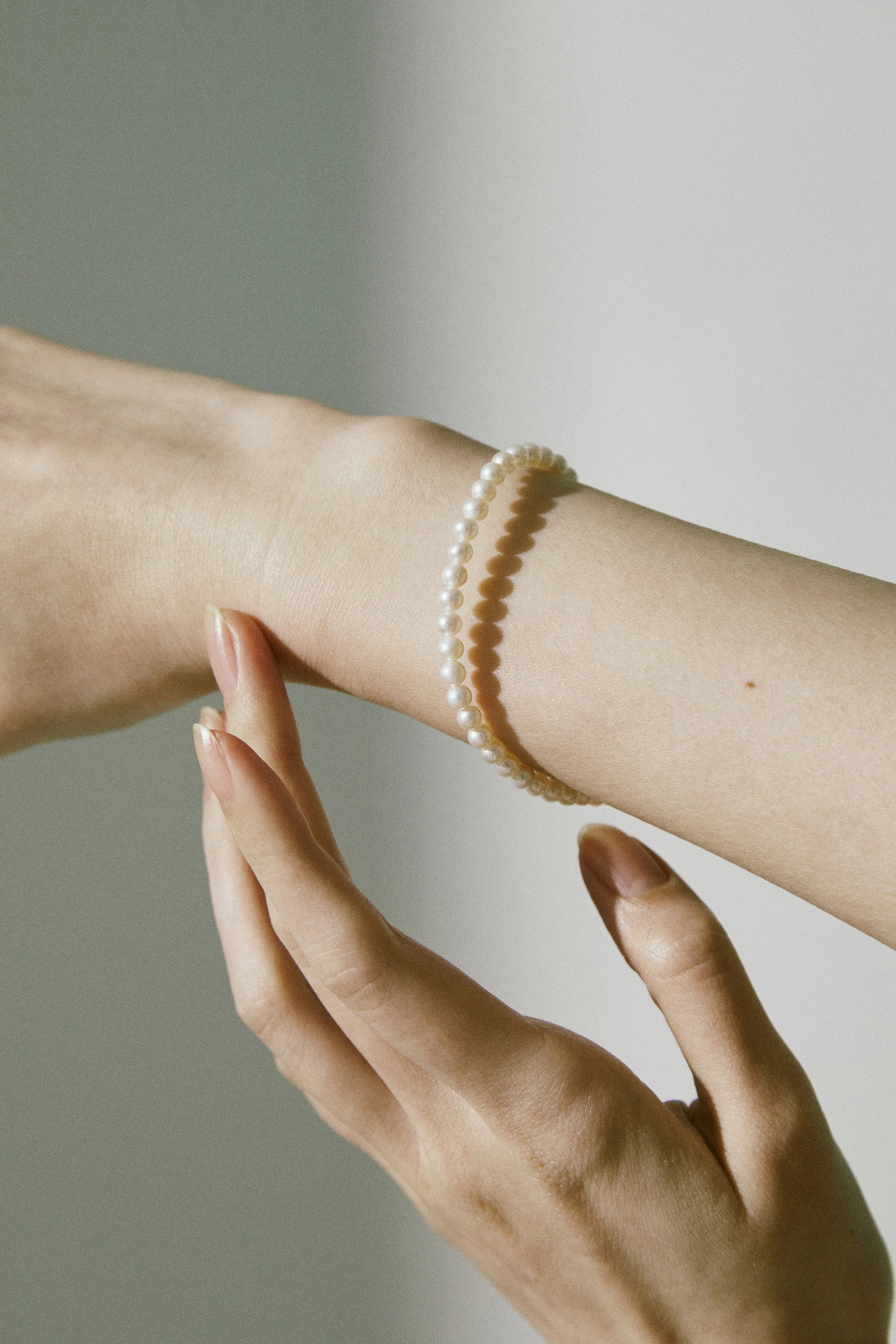 COLDFRAME - Natural Freshwater Pearls and Handcrafted 925 Silver Everyday Bracelet - Tempo