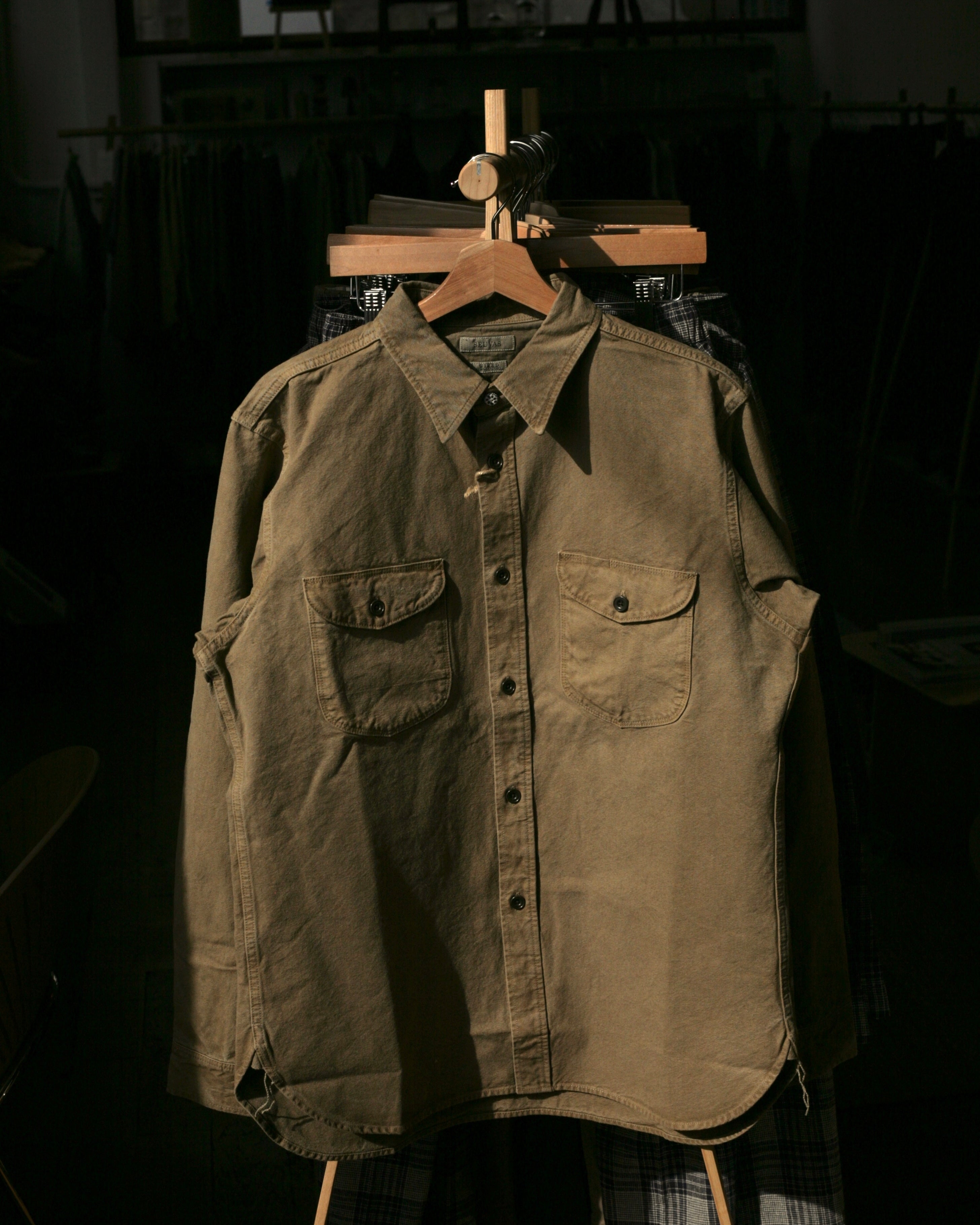 SEUVAS - Coffee Dyed 8oz Kurashiki Hampu Double Flap Pocket Shirt - Tempo