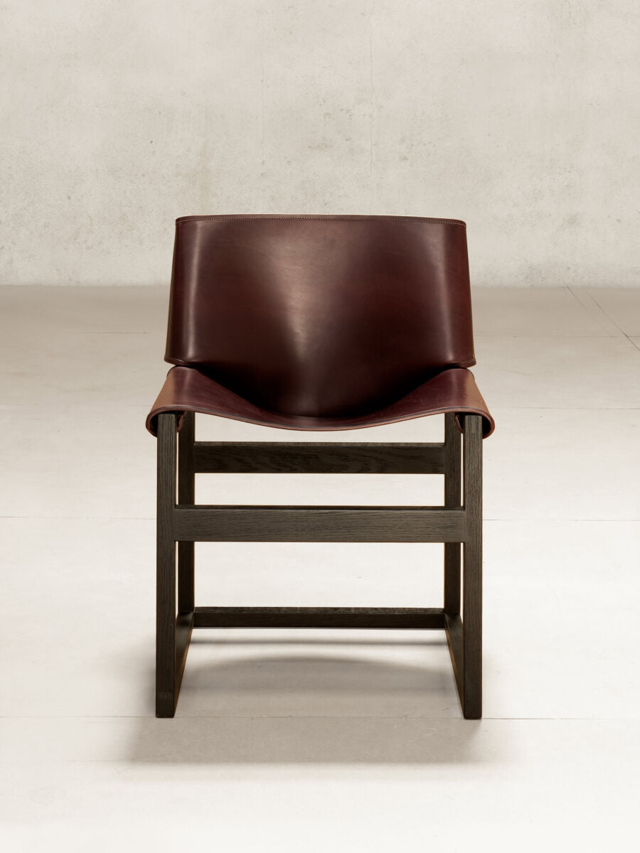 PHANTOM HANDS - Saddle Chair Burgundy - Tempo