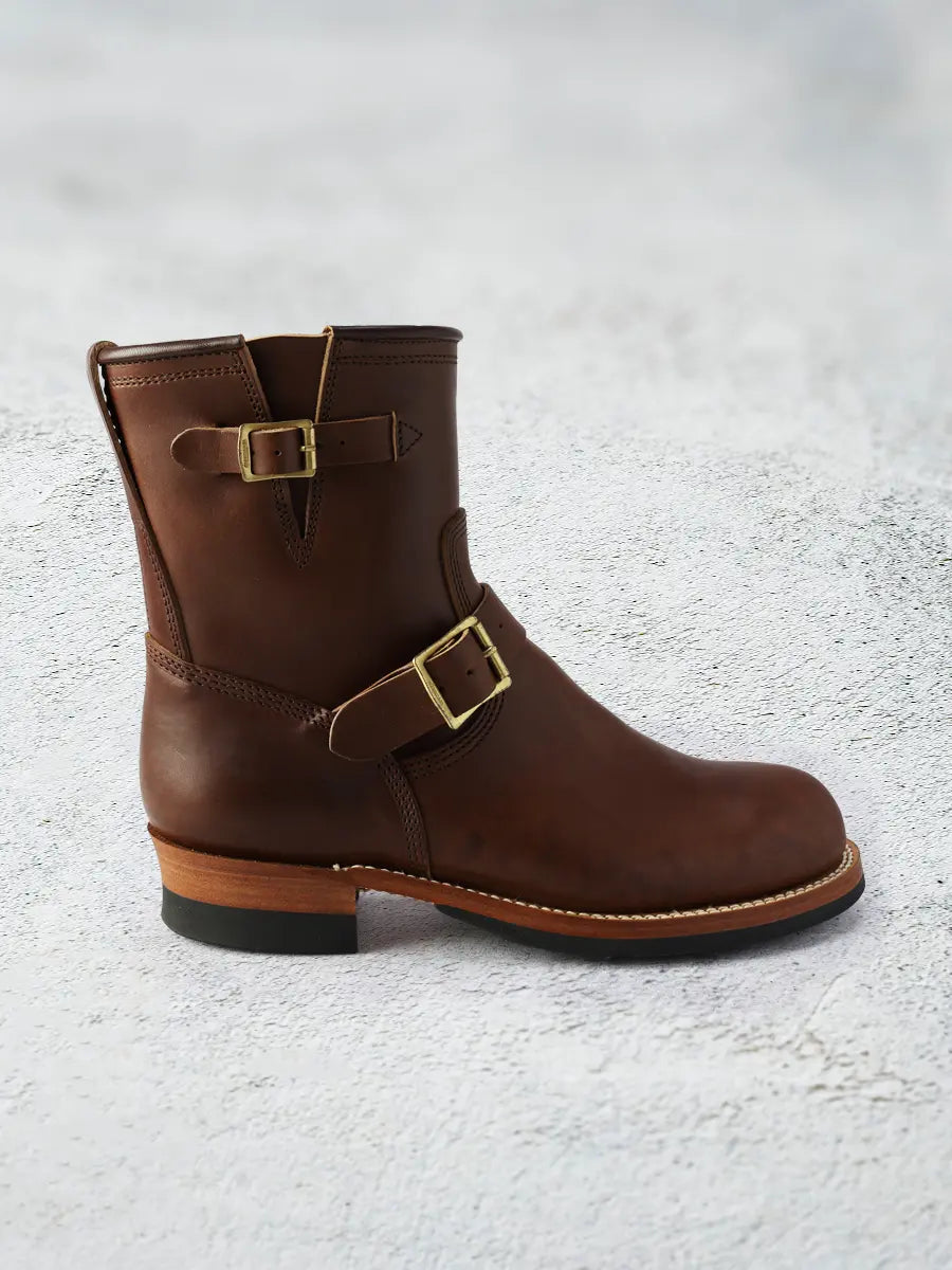THE FLAT HEAD - Vegetable Tanned Tea-Core Horsehide Engineer Boots in Brown - Tempo