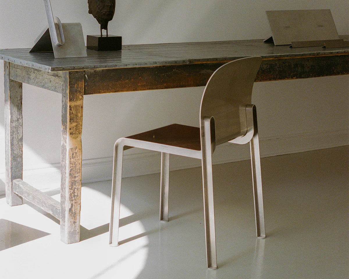 RIVET CHAIR | ALUMINUM - Tempo