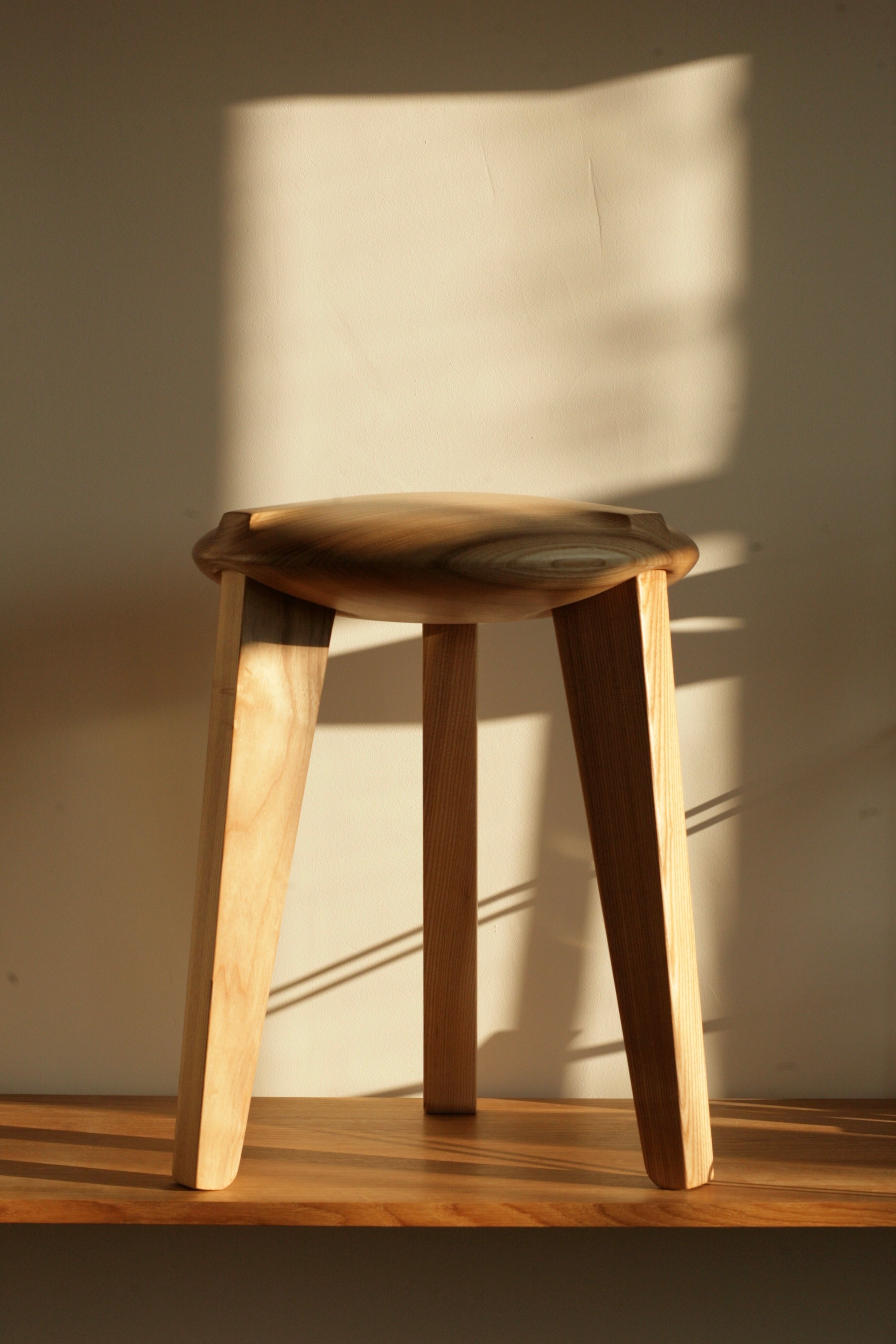 TOMAYA. - SAMPLE | Daejo III Solid Ash Stool - Tempo