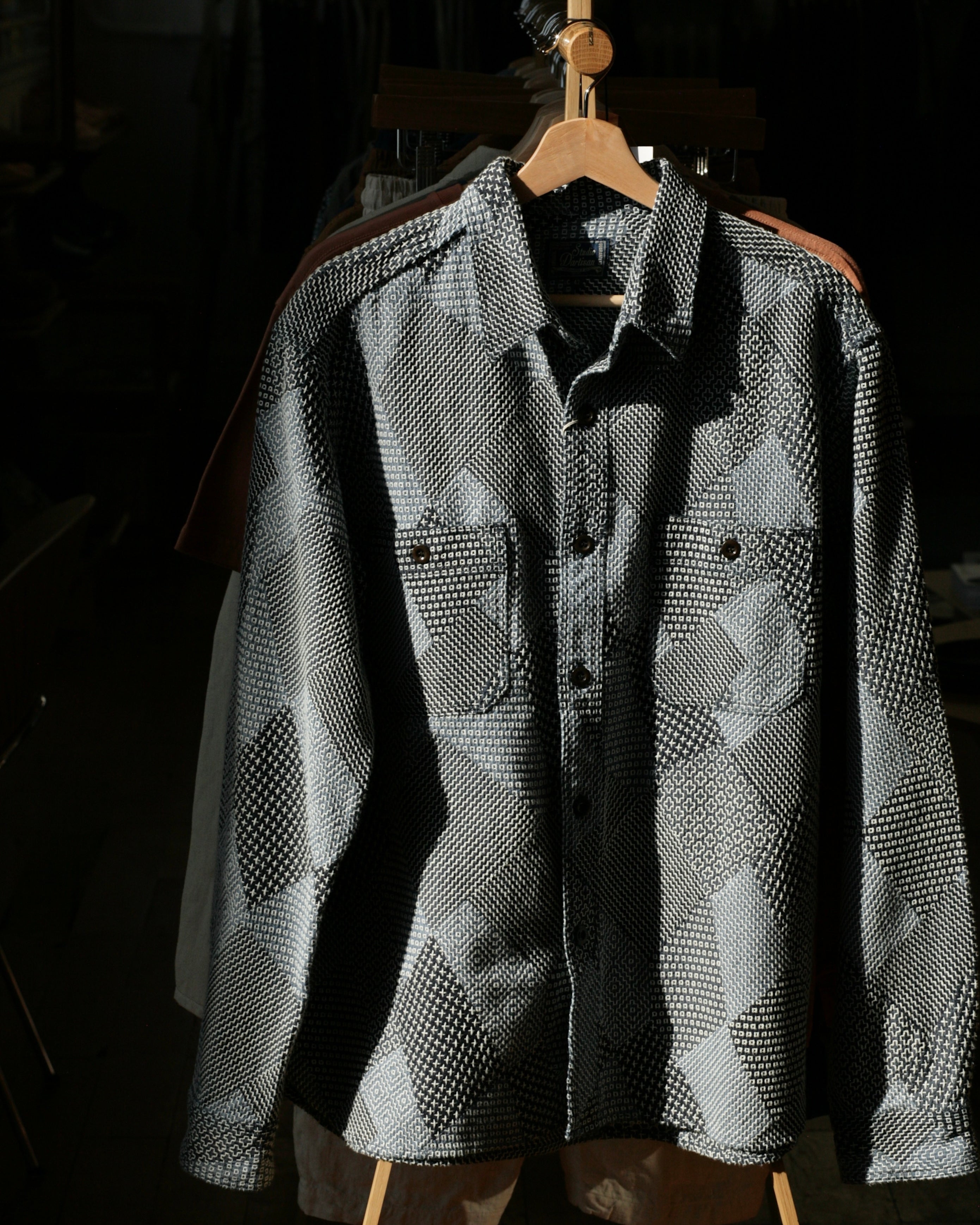 Tempo - Tsugihagi Sashiko Indigo Patchwork Shirt - Tempo