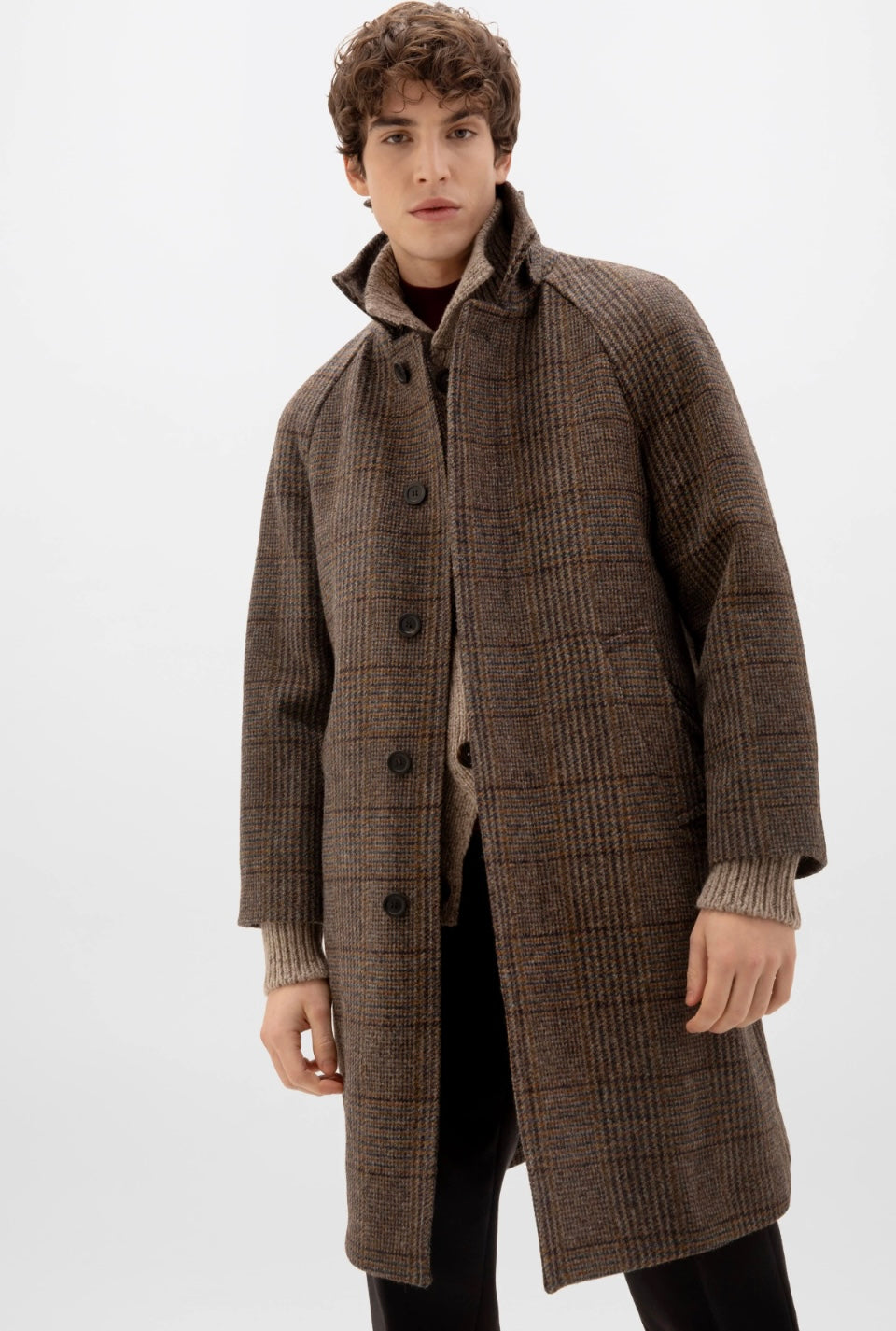 JOHNSTONS OF ELGIN - ‘The Balmacaan’ Lambswool Coat in Bracken - Tempo