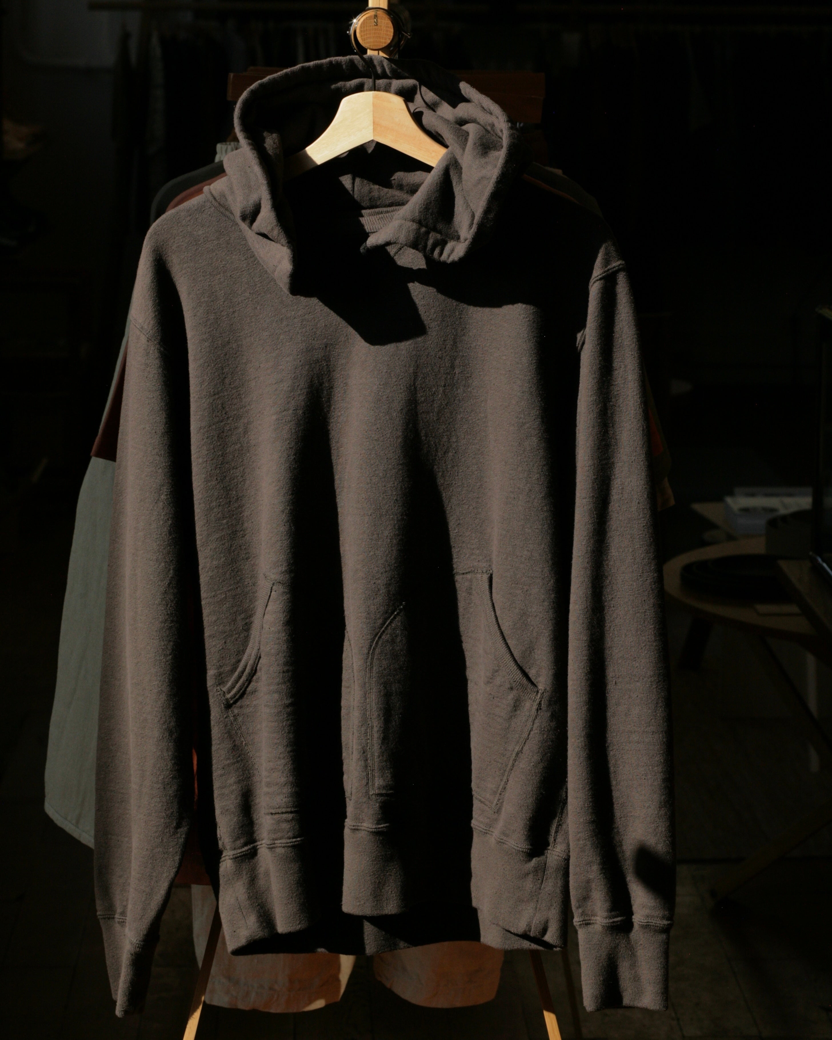 SAMURAI COTTON PROJECT - Japanese Organic Cotton Hoodie Hand-Dyed with Black Bean - Kuromame - Tempo