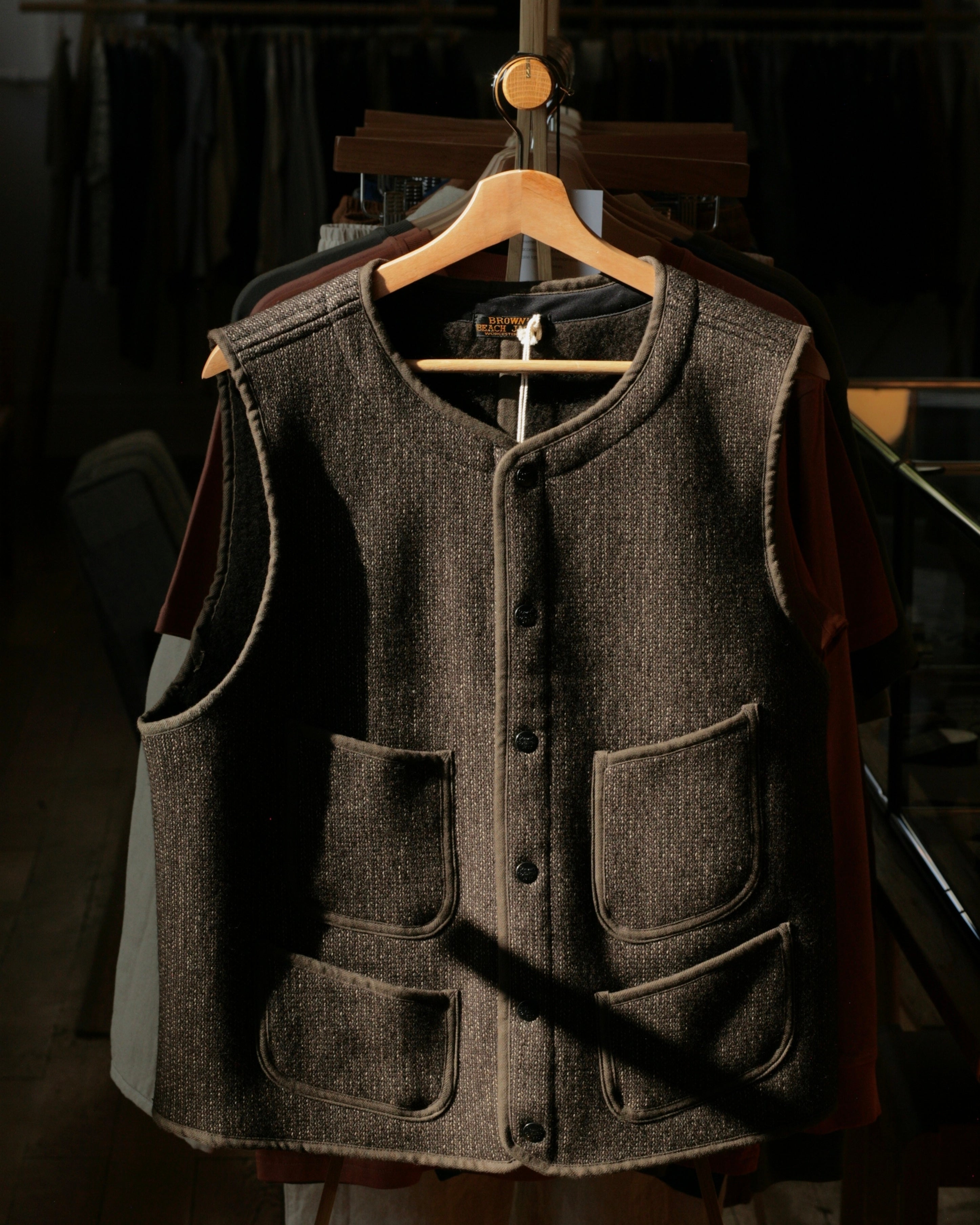 Brown's Beach Early Vest in Oxford Grey