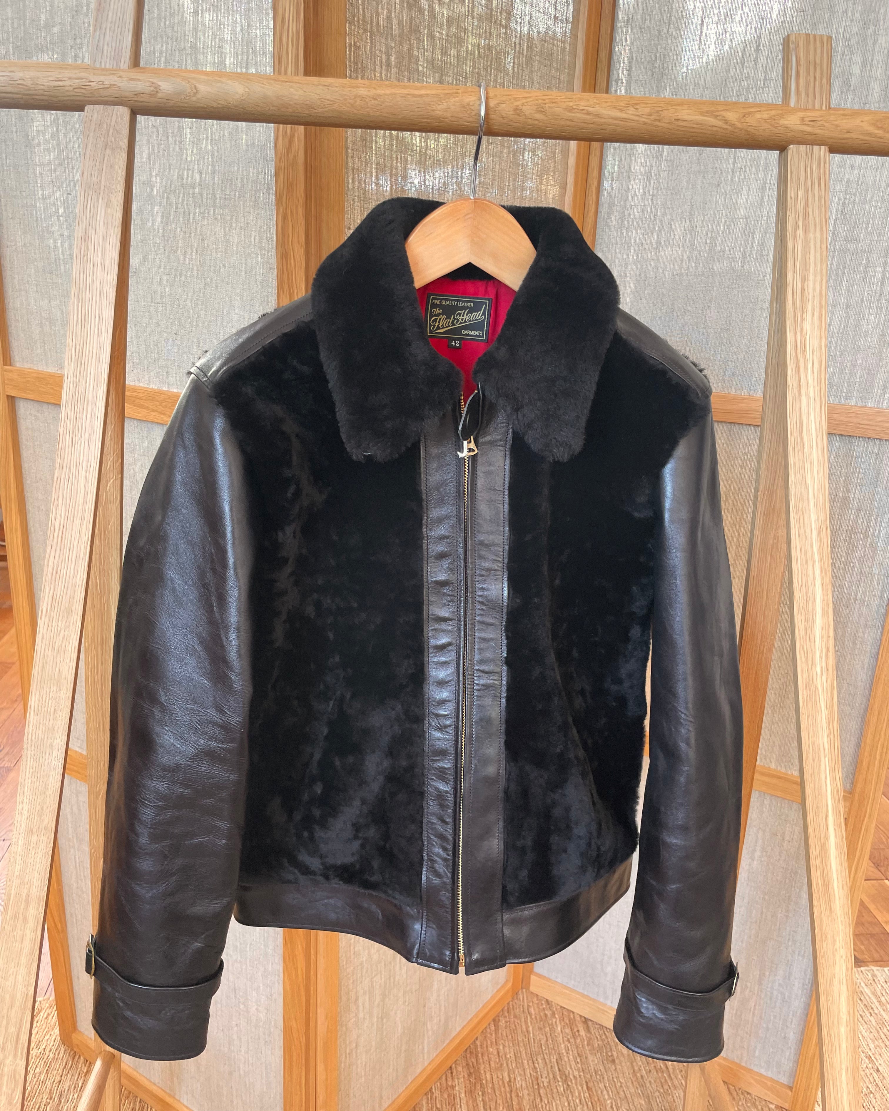 GRIZZLY Shinki Hikaku Veg Tanned Teacore Horsehide & UK Mouton GRIZZLY Shinki Hikaku Veg Tanned Teacore Horsehide & UK Mouton