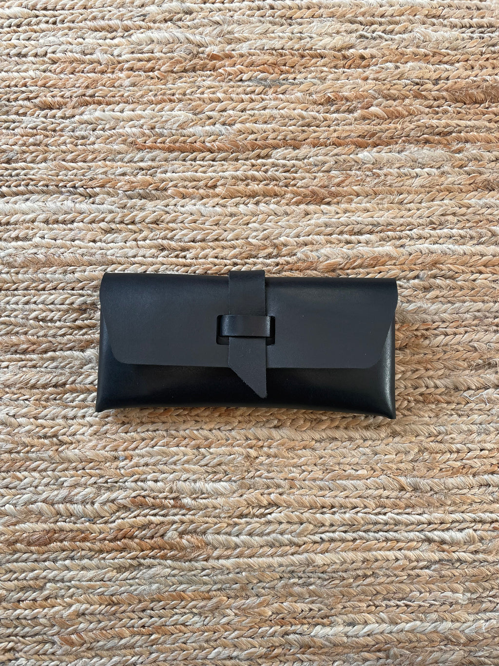 The Eye-Glasses Case / Pen Case | Vegetable Tanned Leather | Black - Tempo