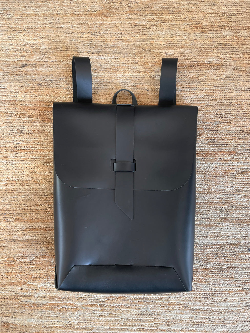 The Backpack | Vegetable Tanned Leather | Black
