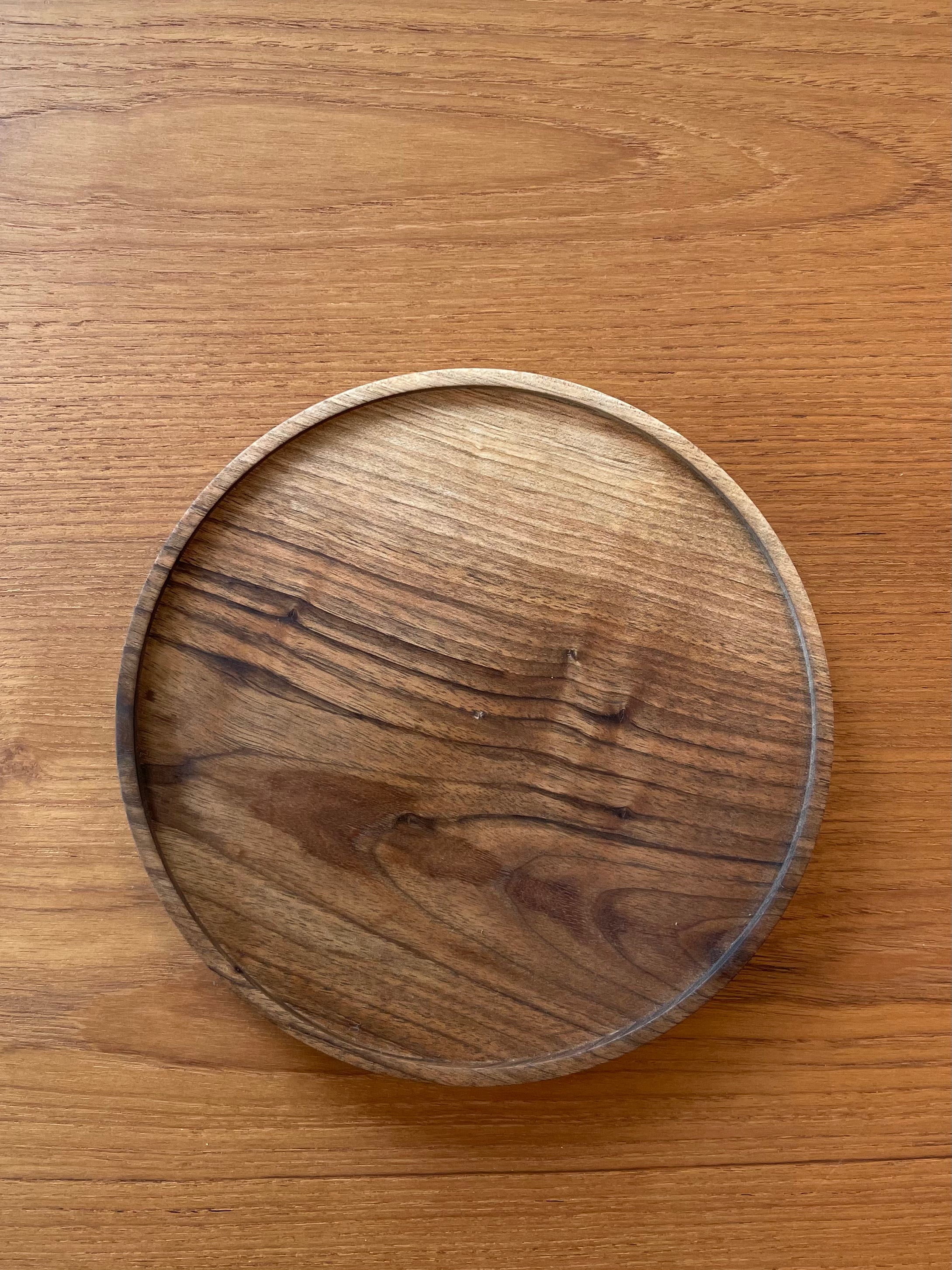 Walnut Wood Plates - Tempo